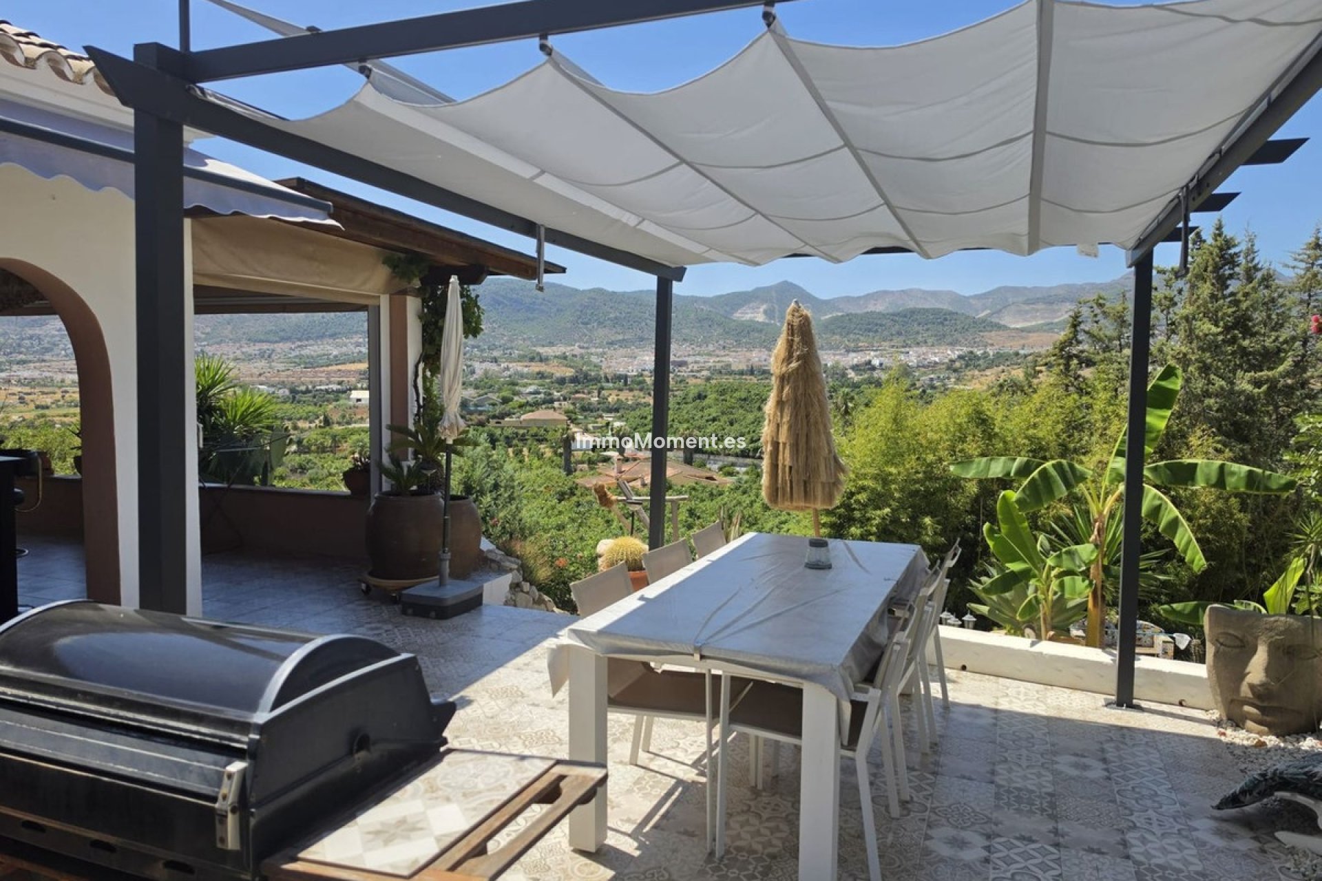 Bestaande woning - Vrijstaande villa - Binnenland  - Alhaurín de la Torre