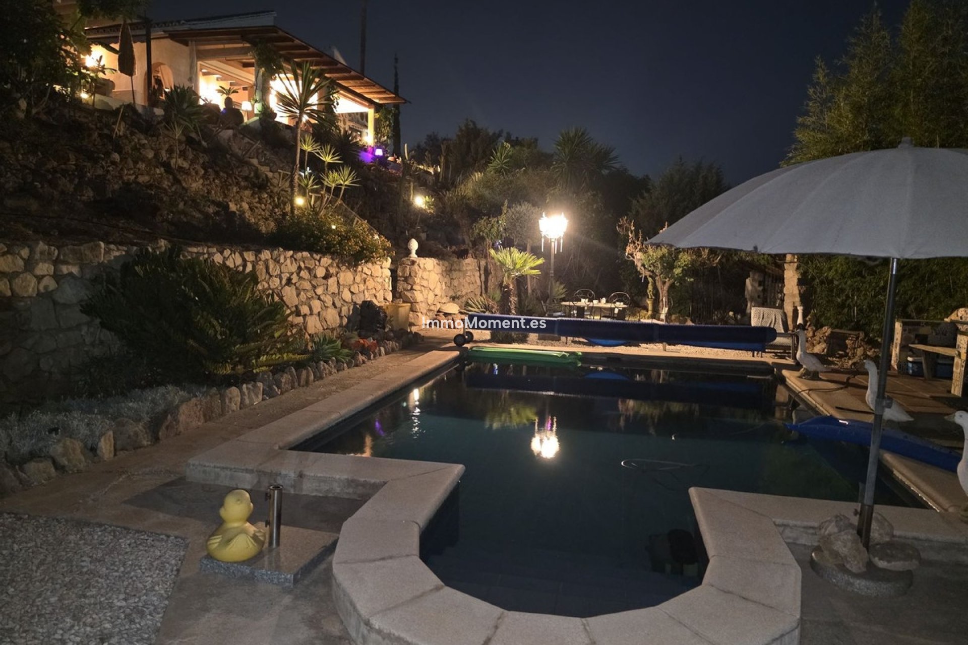 Bestaande woning - Vrijstaande villa - Binnenland  - Alhaurín de la Torre