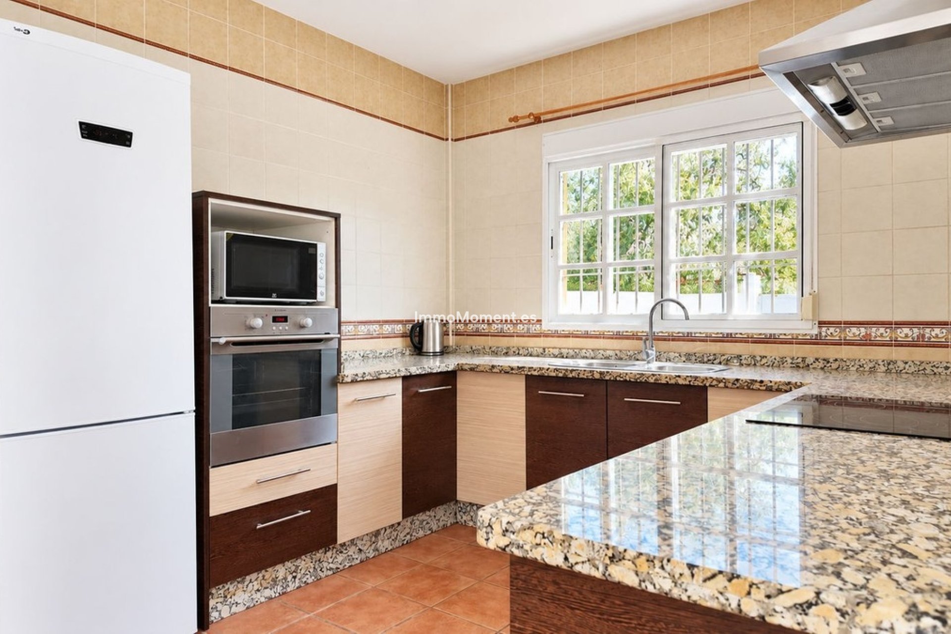 Bestaande woning - Vrijstaande villa - Binnenland  - Alhaurín de la Torre