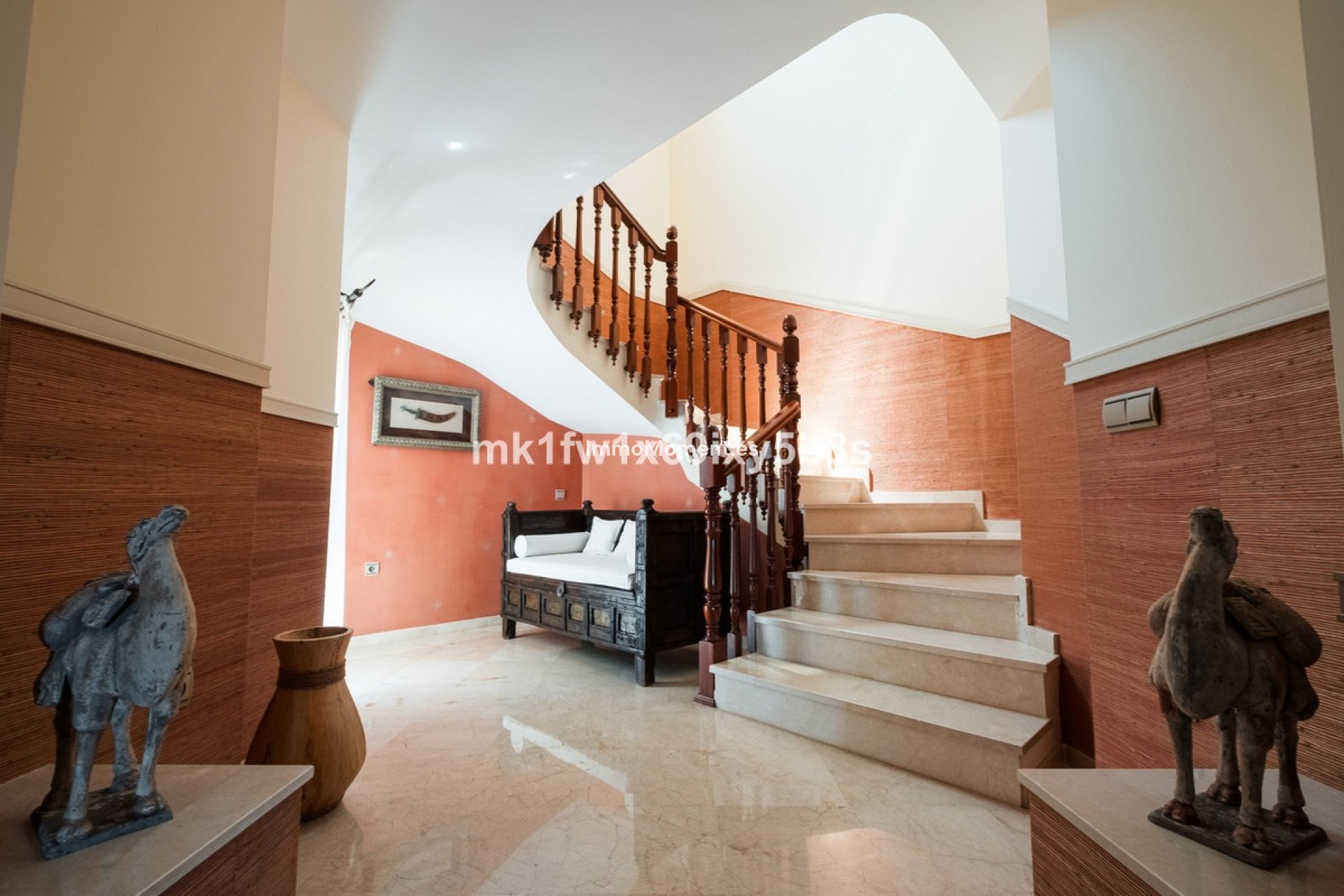 Bestaande woning - Vrijstaande villa - Binnenland  - Alhaurín de la Torre