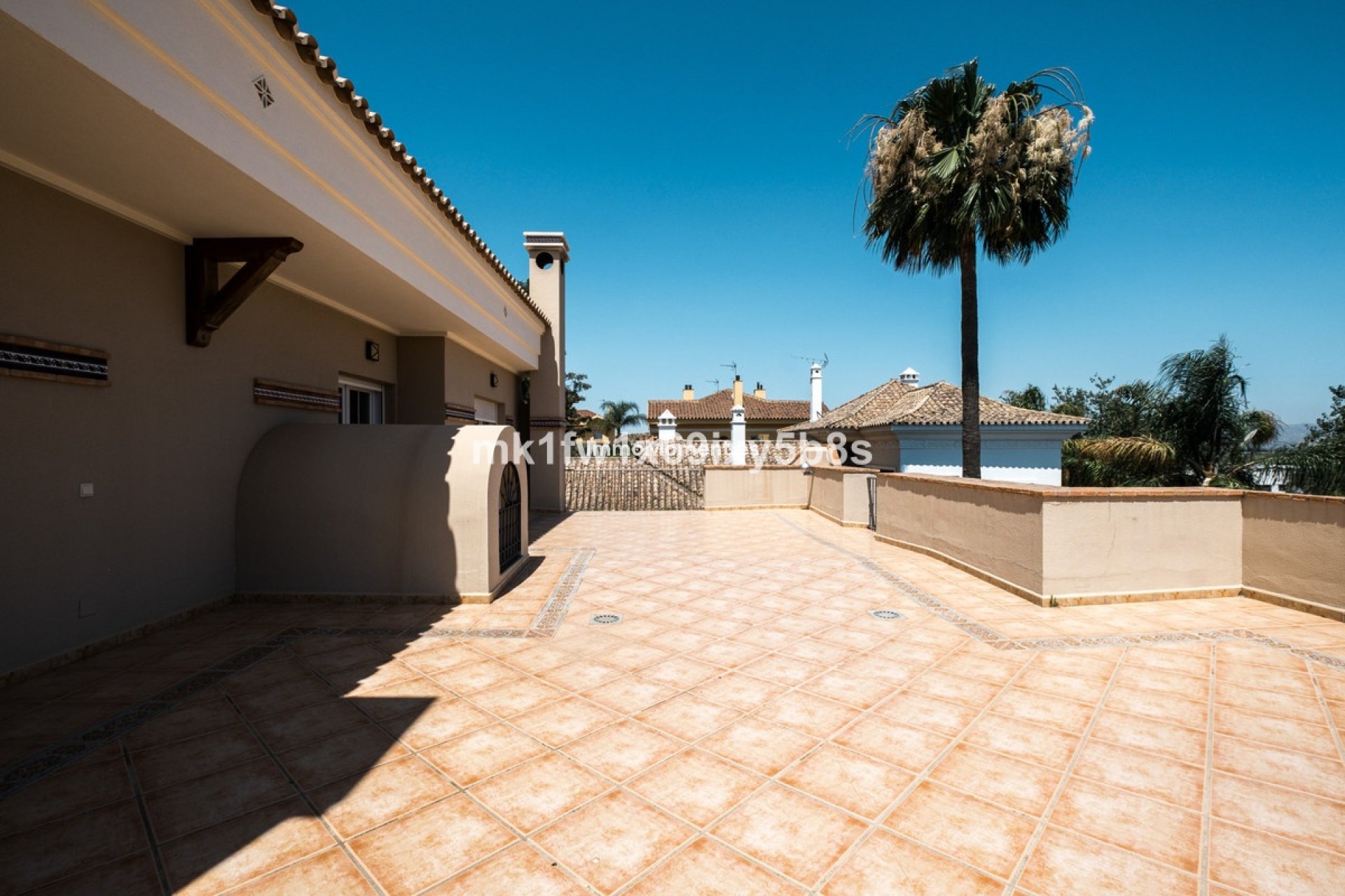 Bestaande woning - Vrijstaande villa - Binnenland  - Alhaurín de la Torre