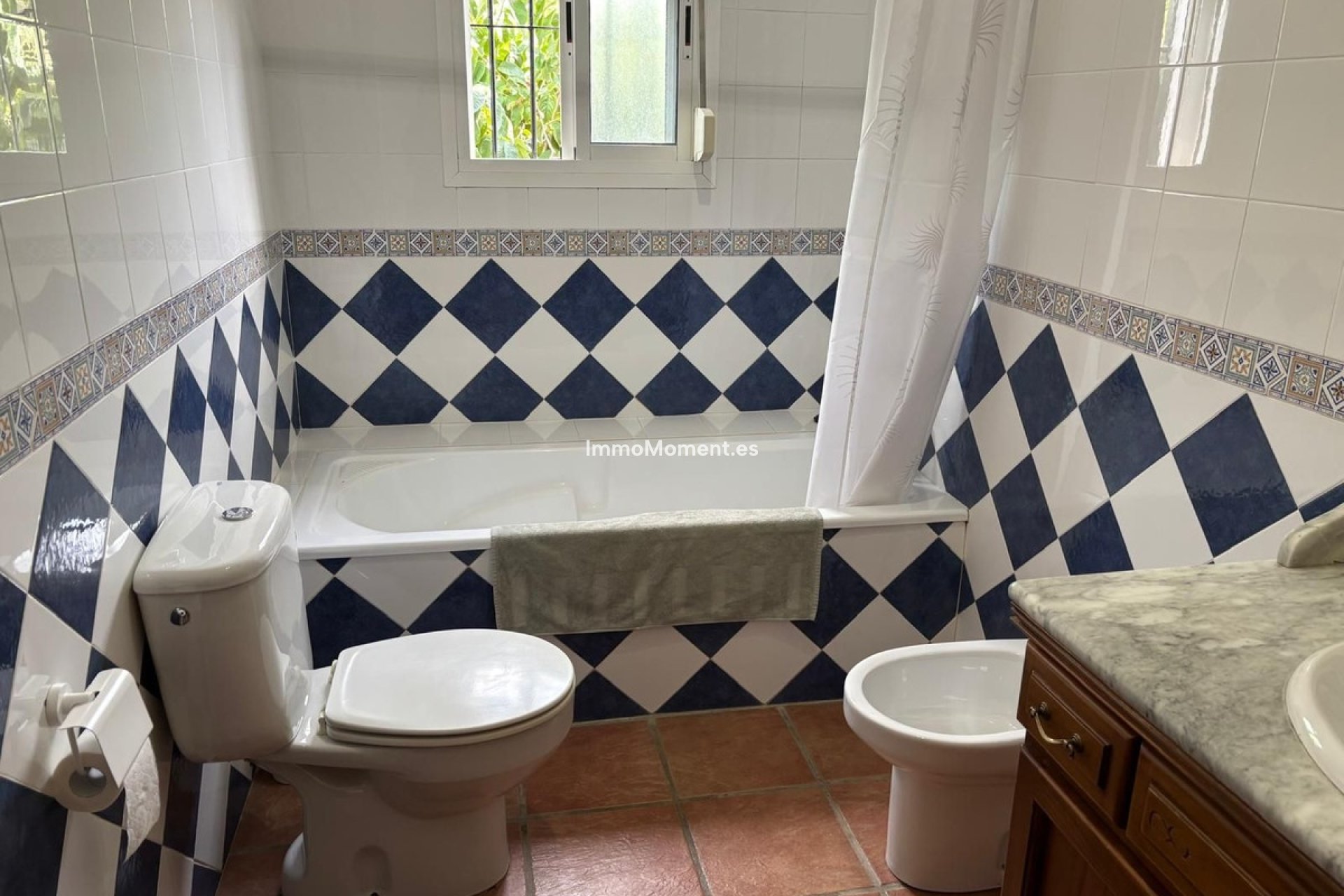 Bestaande woning - Vrijstaande villa - Binnenland  - Alhaurín de la Torre