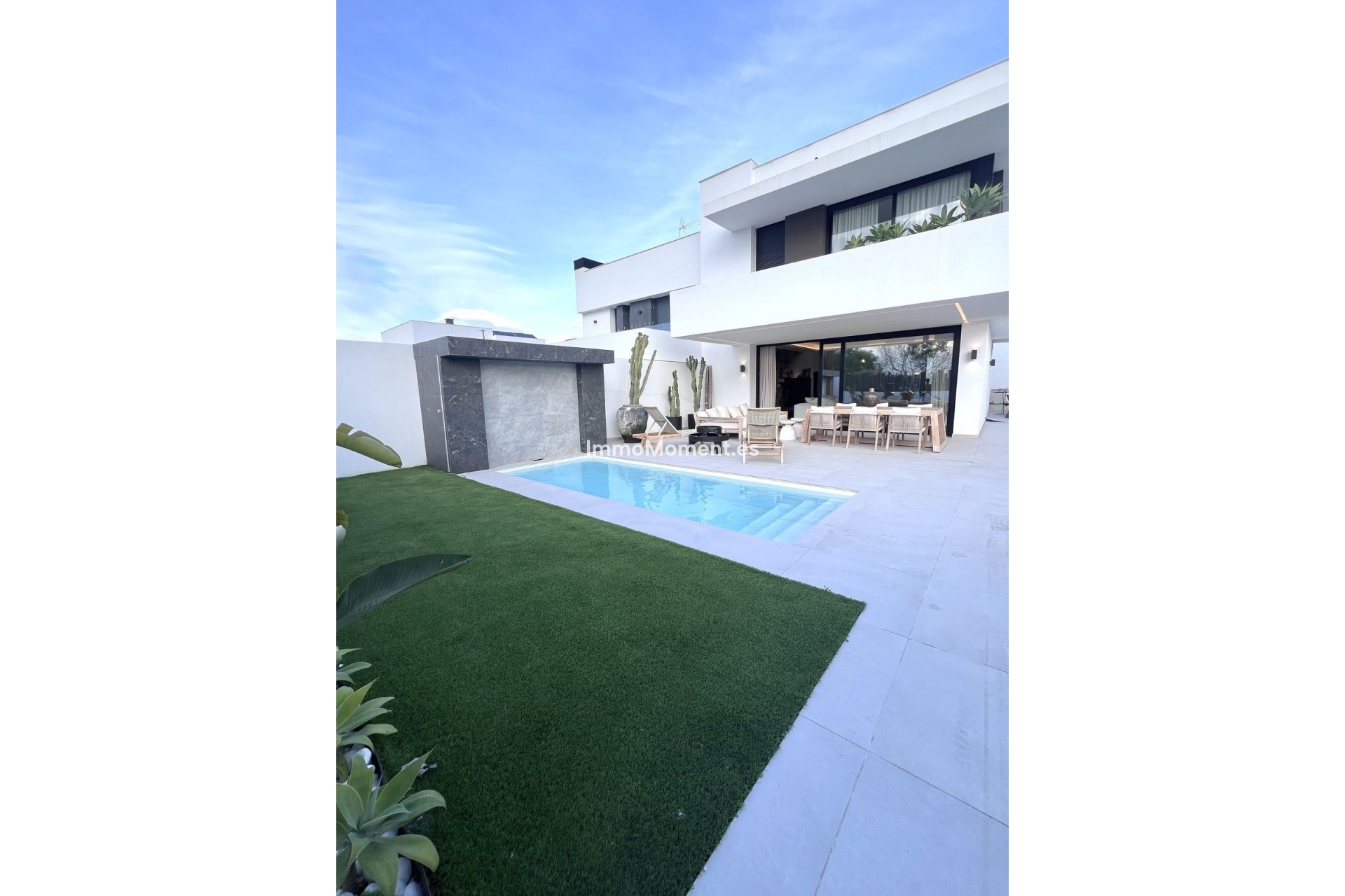 Bestaande woning - Vrijstaande villa - Binnenland  - Alhaurín de la Torre