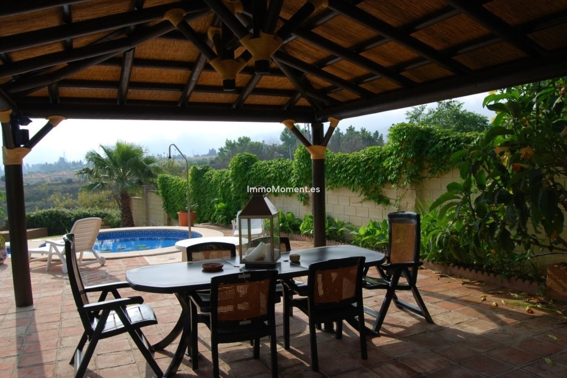 Bestaande woning - Vrijstaande villa - Binnenland  - Alhaurín de la Torre