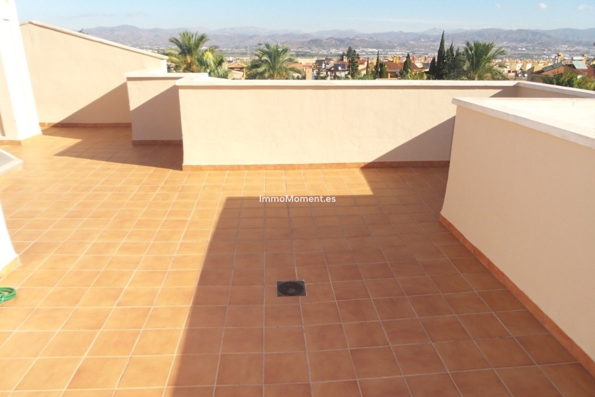 Bestaande woning - Vrijstaande villa - Binnenland  - Alhaurín de la Torre