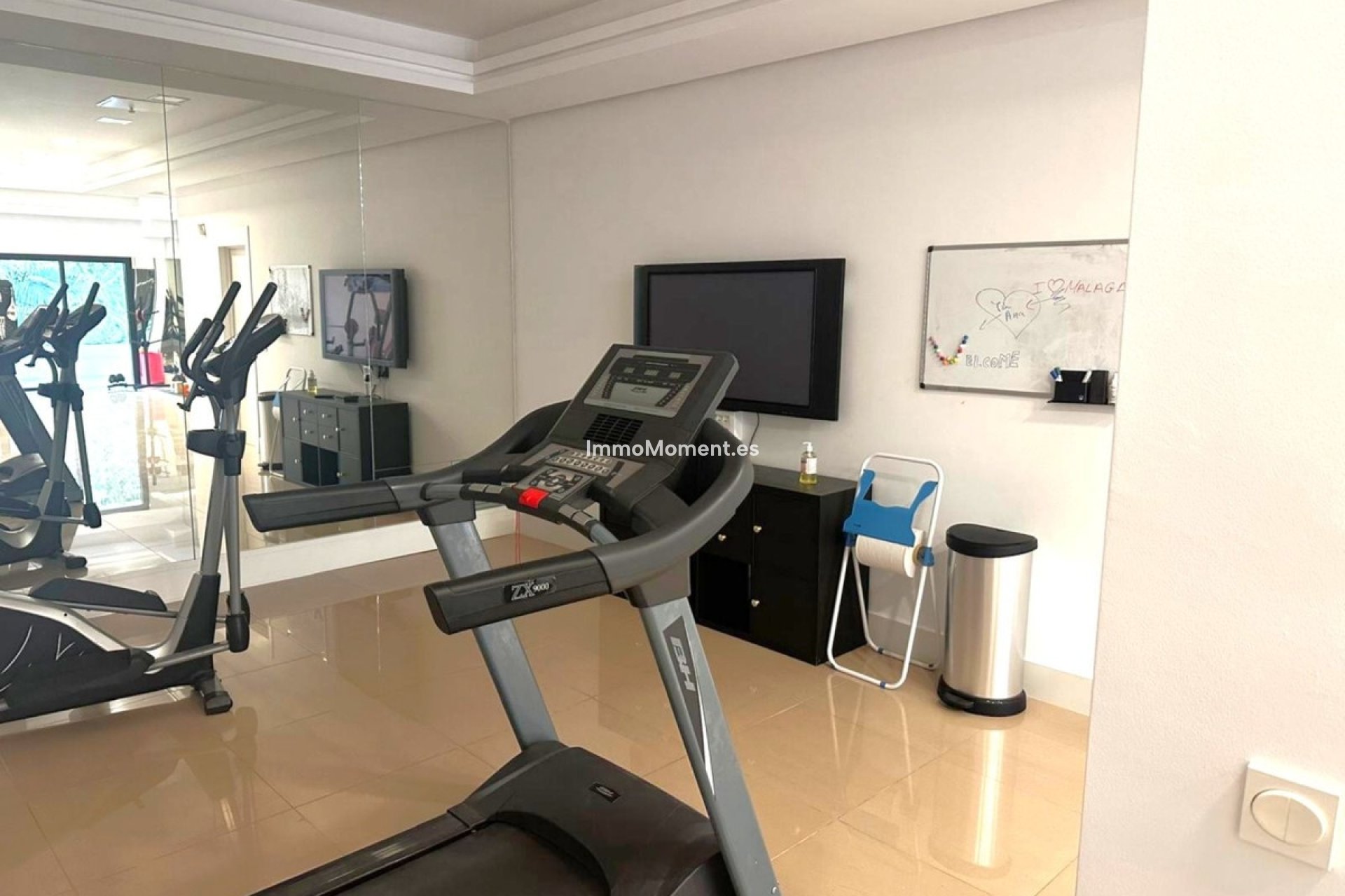 Bestaande woning - Vrijstaande villa - Binnenland  - Alhaurín de la Torre