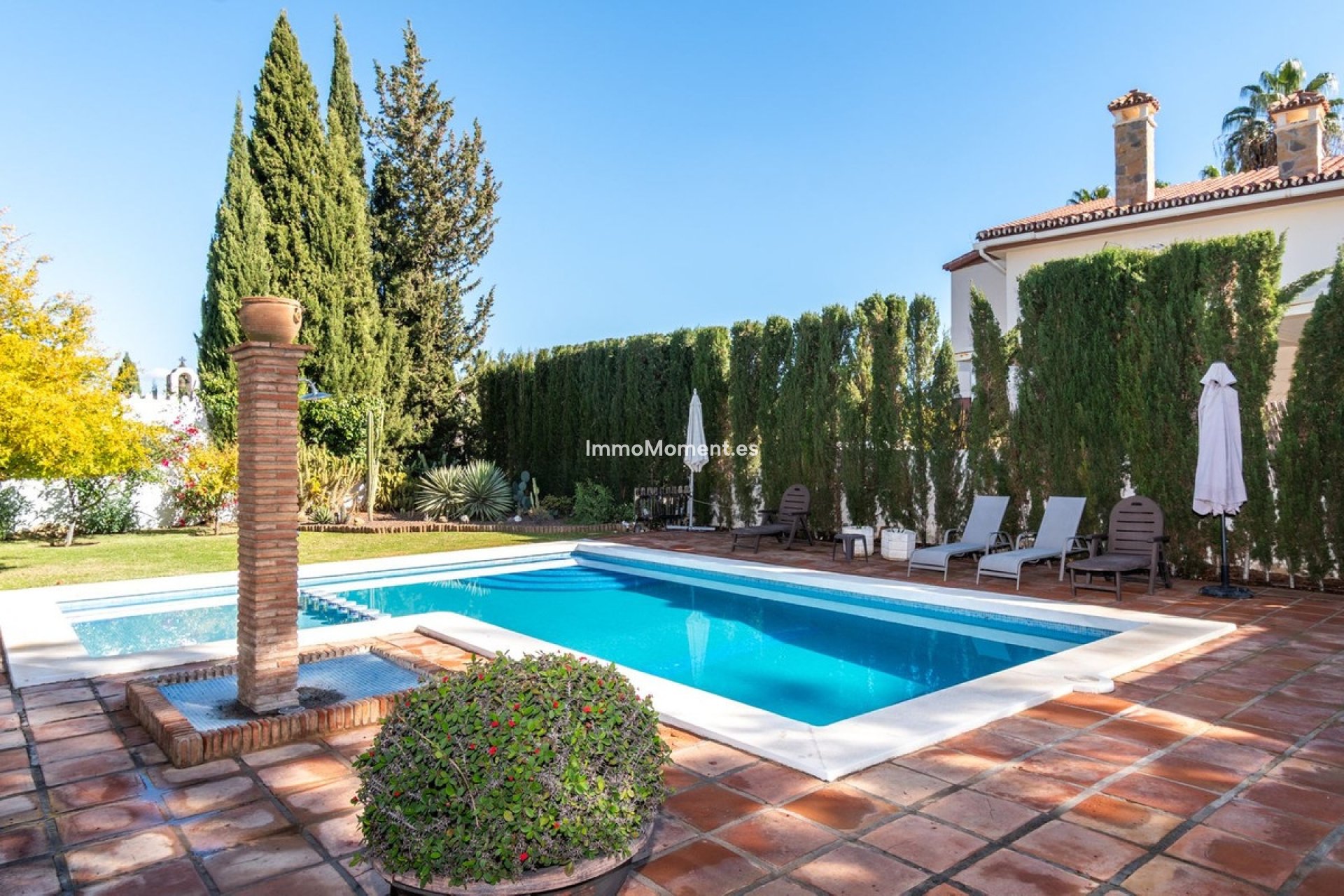 Bestaande woning - Vrijstaande villa - Binnenland  - Alhaurín de la Torre