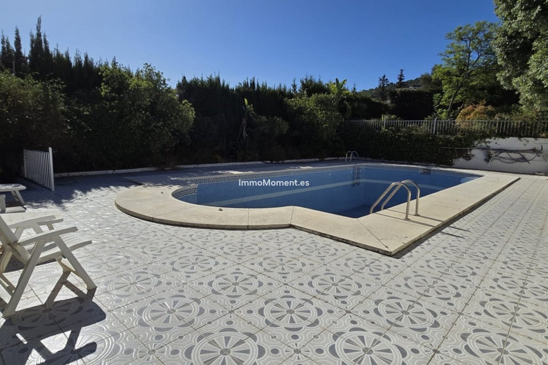 Bestaande woning - Vrijstaande villa - Binnenland  - Alhaurín de la Torre
