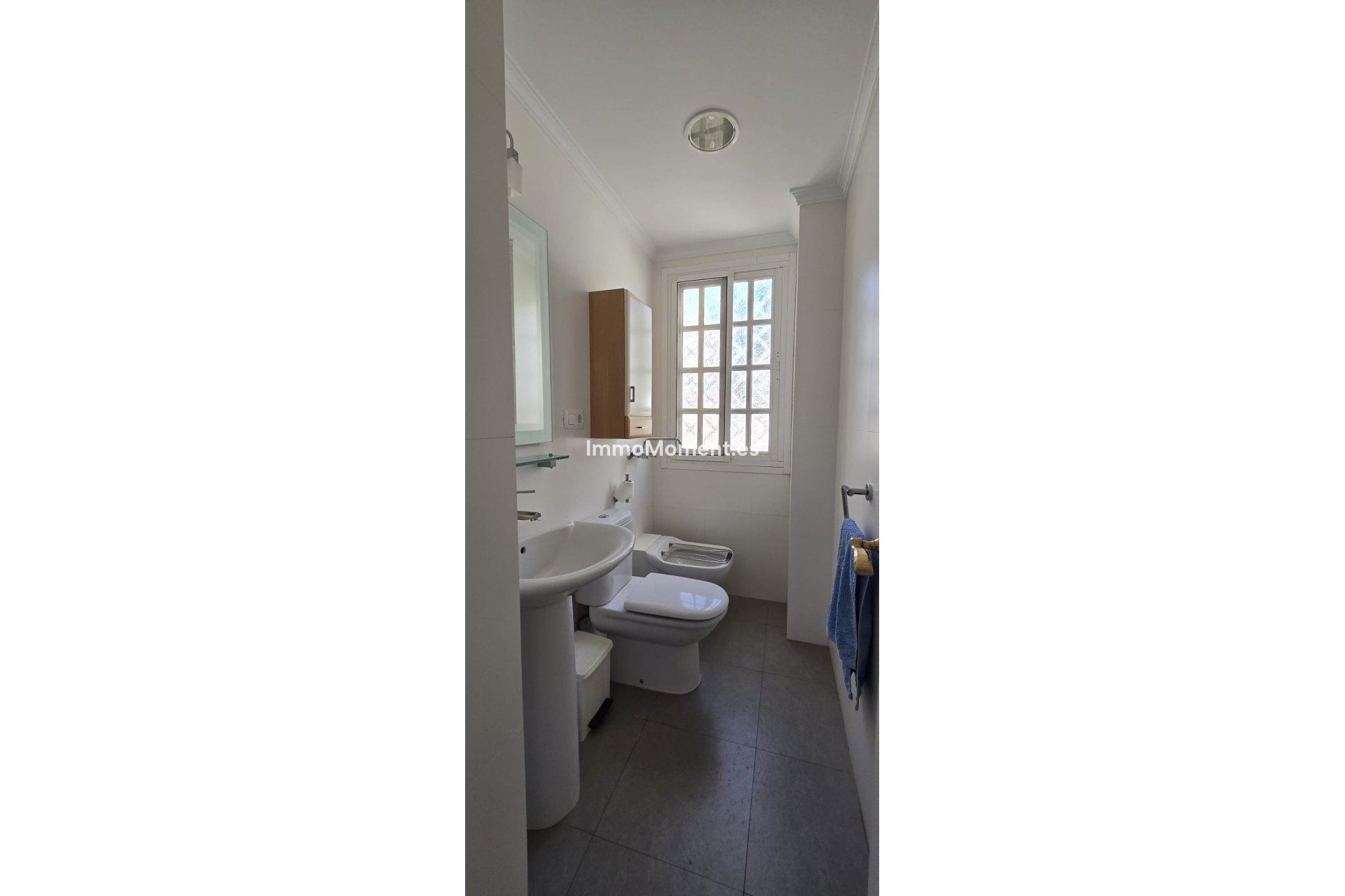 Bestaande woning - Vrijstaande villa - Binnenland  - Alhaurín de la Torre
