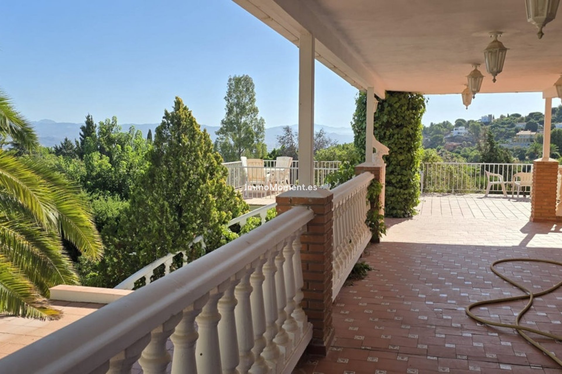 Bestaande woning - Vrijstaande villa - Binnenland  - Alhaurín de la Torre