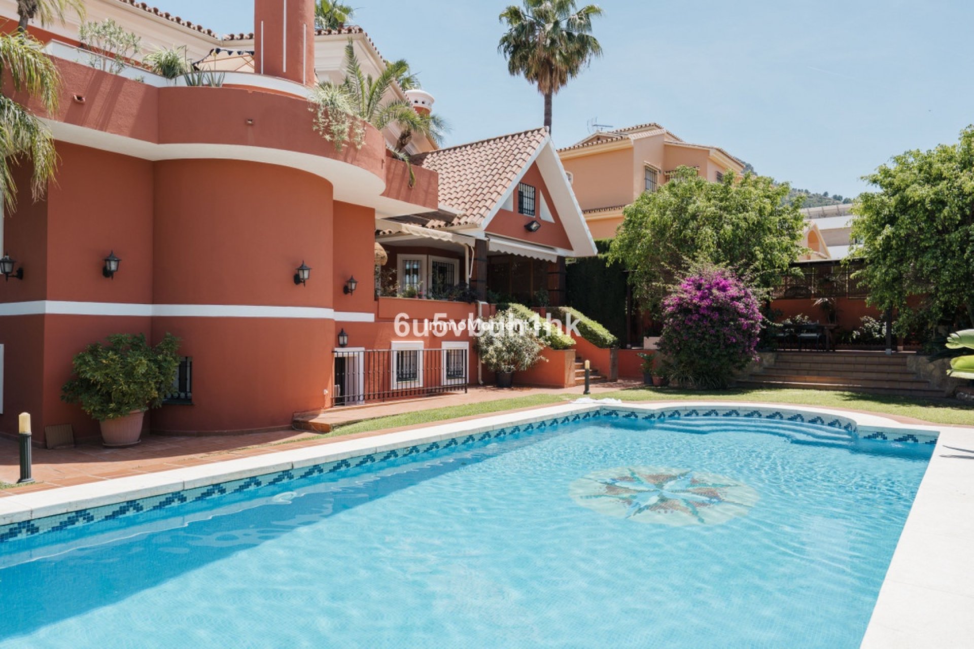 Bestaande woning - Vrijstaande villa - Binnenland  - Alhaurín de la Torre