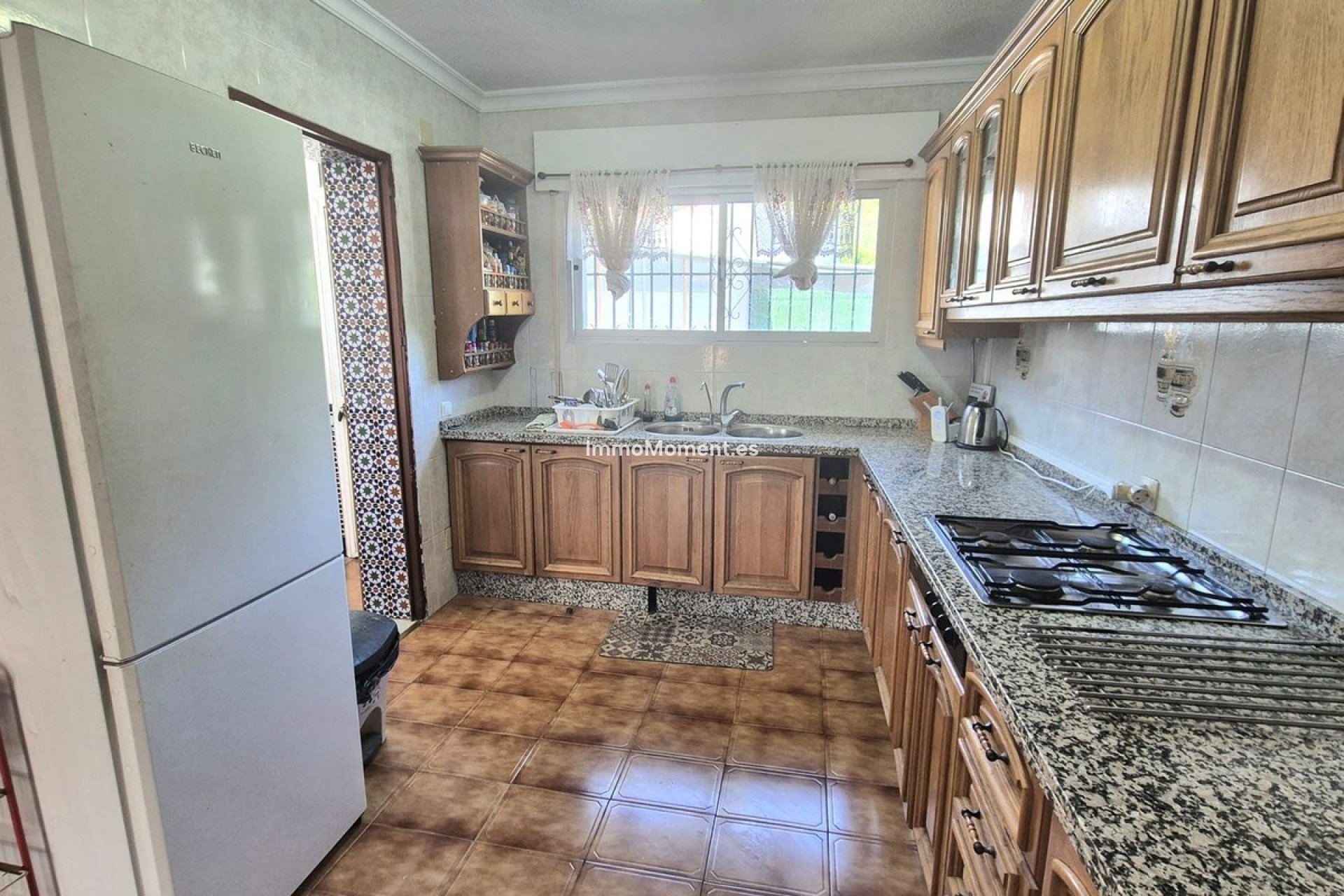 Bestaande woning - Vrijstaande villa - Binnenland  - Alhaurín de la Torre