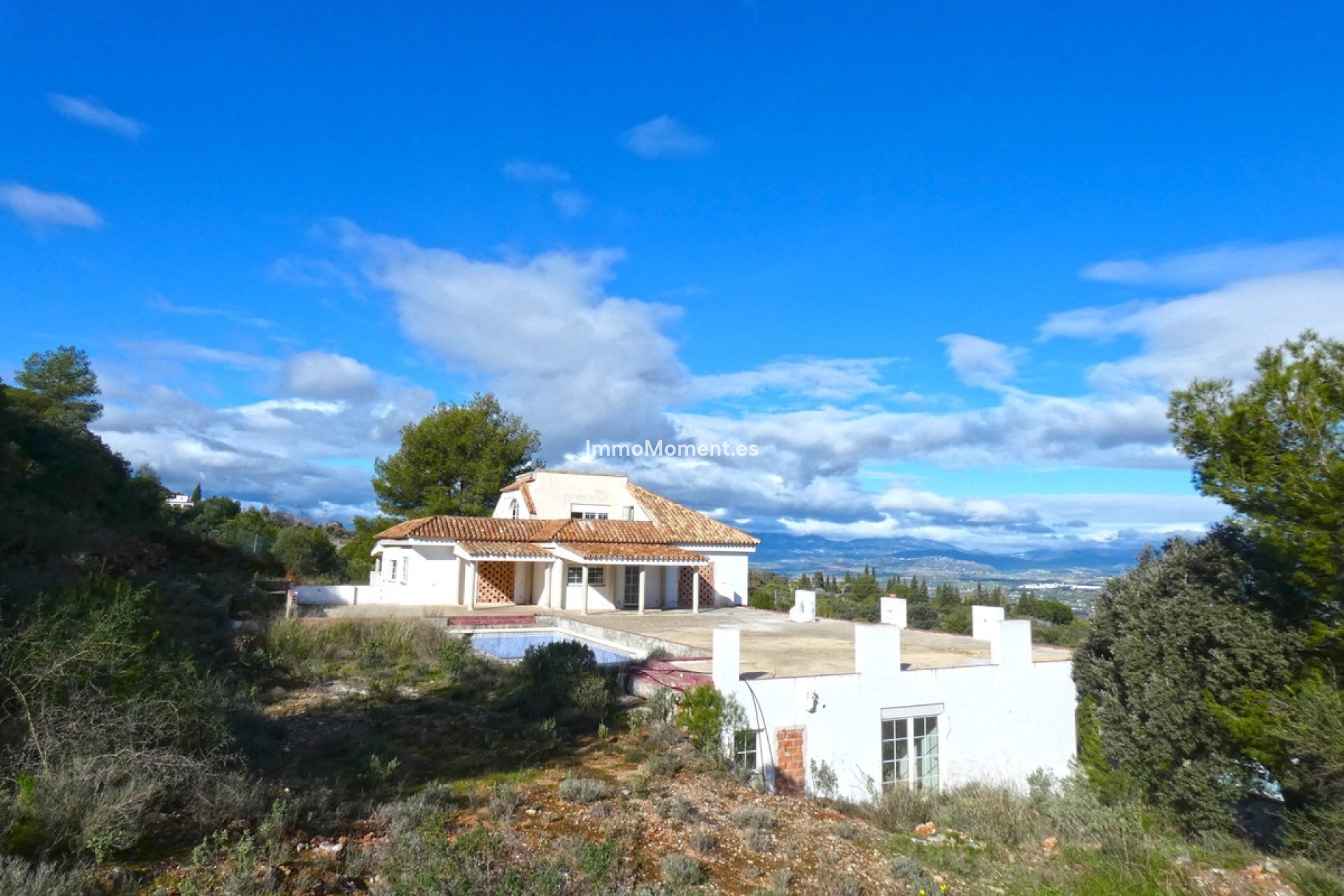Bestaande woning - Vrijstaande villa - Binnenland  - Alhaurín el Grande Centro