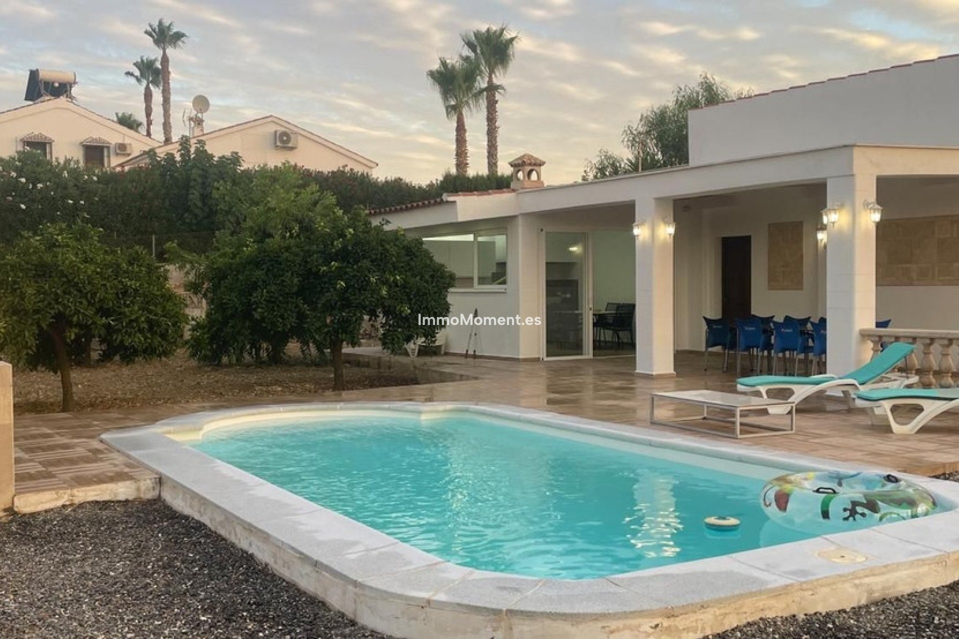Bestaande woning - Vrijstaande villa - Binnenland  - Alhaurín el Grande Centro