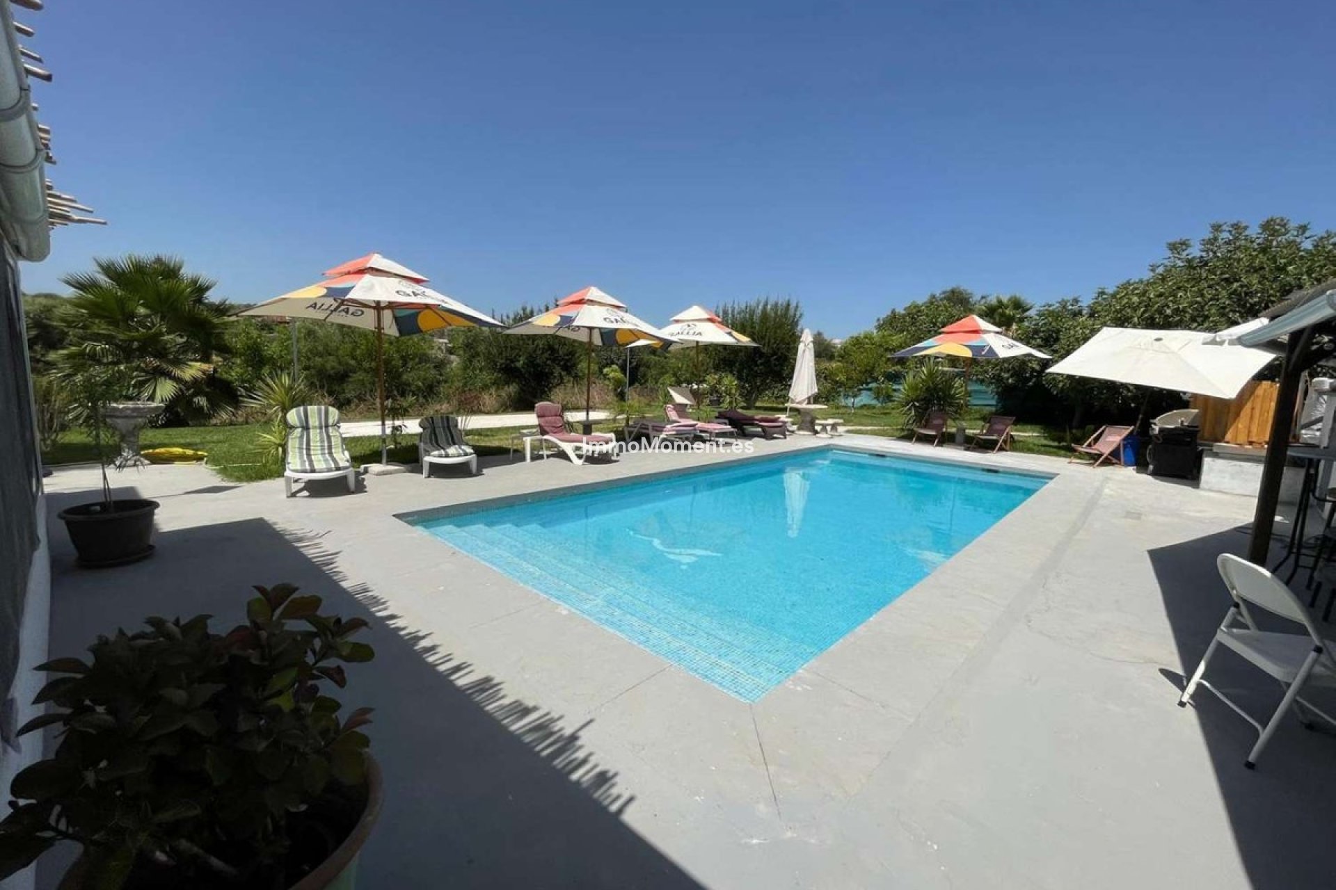 Bestaande woning - Vrijstaande villa - Binnenland  - Alhaurín el Grande Centro