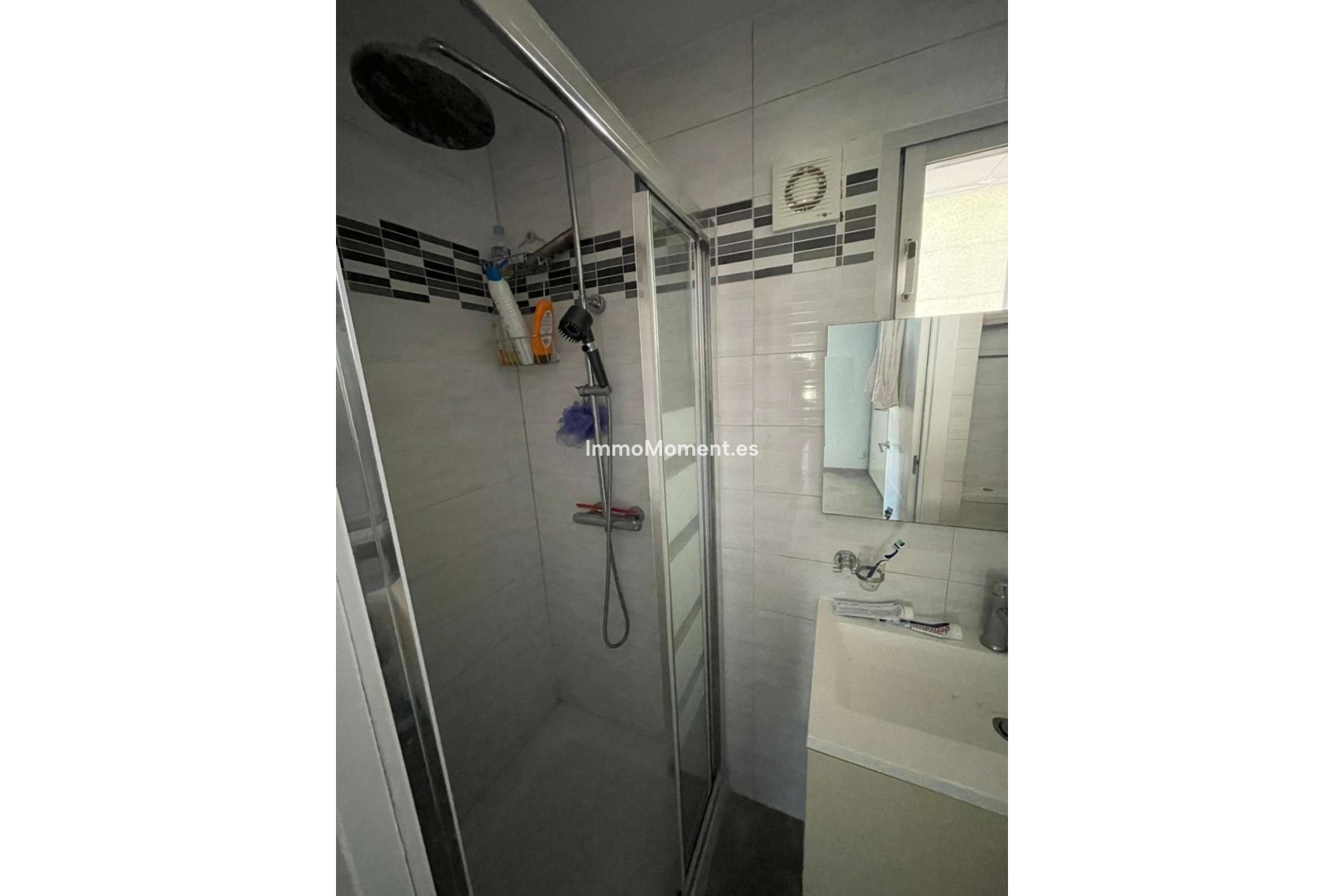 Bestaande woning - Vrijstaande villa - Binnenland  - Alhaurín el Grande Centro