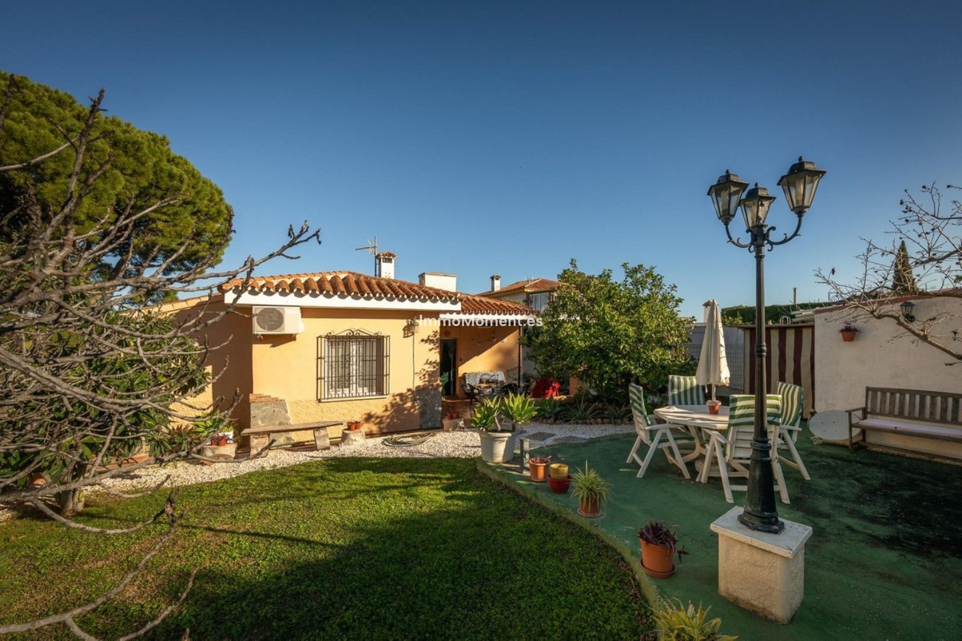 Bestaande woning - Vrijstaande villa - Binnenland  - Alhaurín el Grande Centro