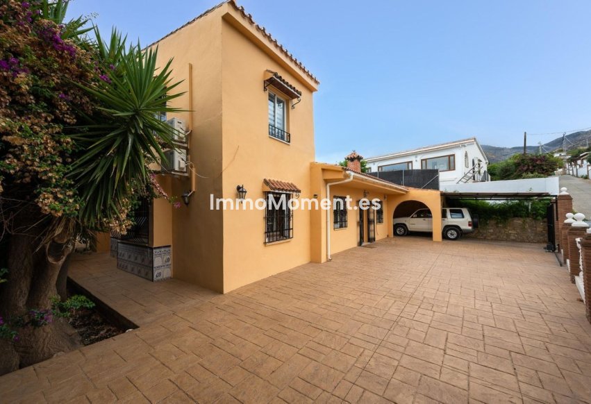 Bestaande woning - Vrijstaande villa - Binnenland  - Alhaurín el Grande Centro