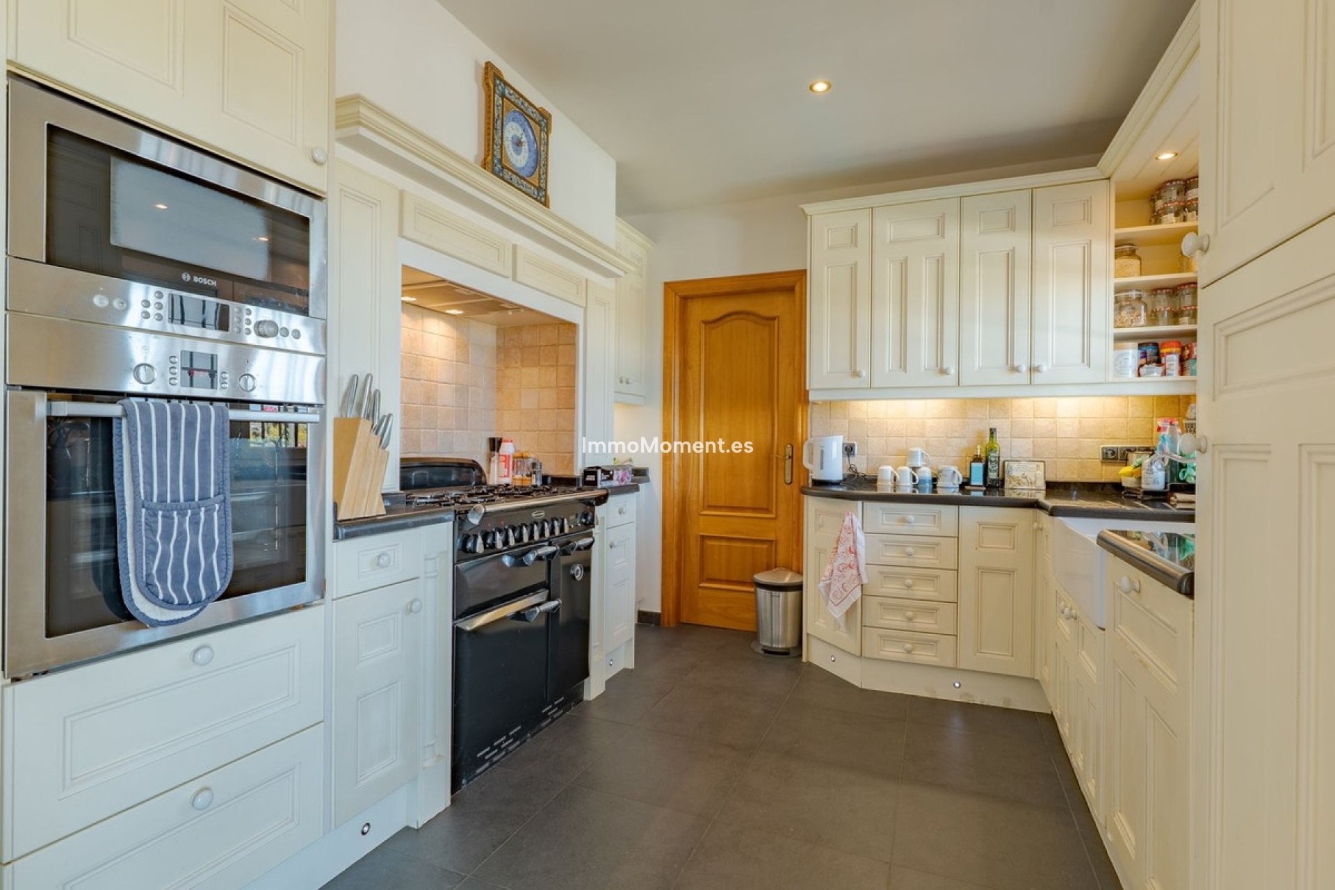 Bestaande woning - Vrijstaande villa - Binnenland  - Alhaurín el Grande Centro