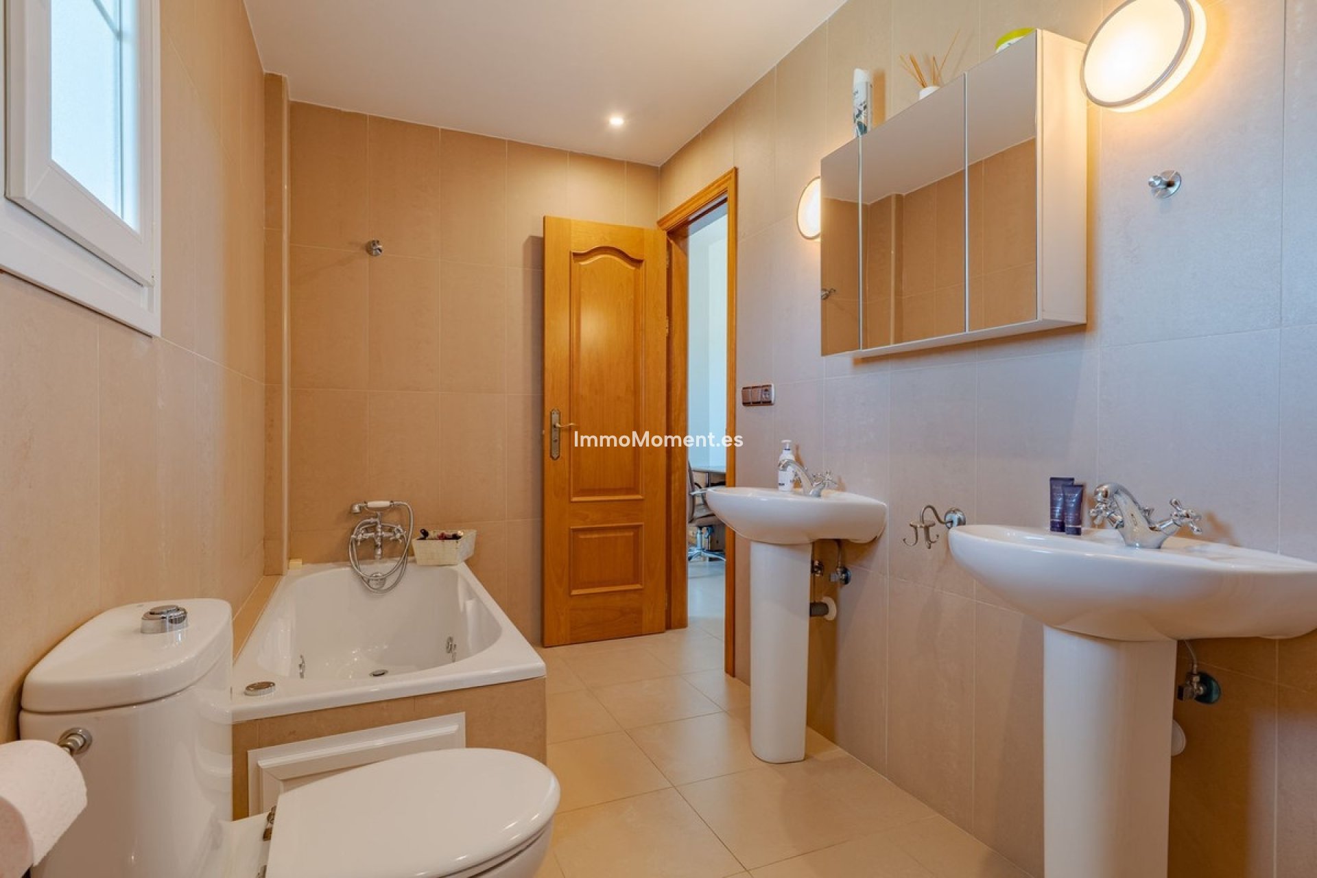 Bestaande woning - Vrijstaande villa - Binnenland  - Alhaurín el Grande Centro