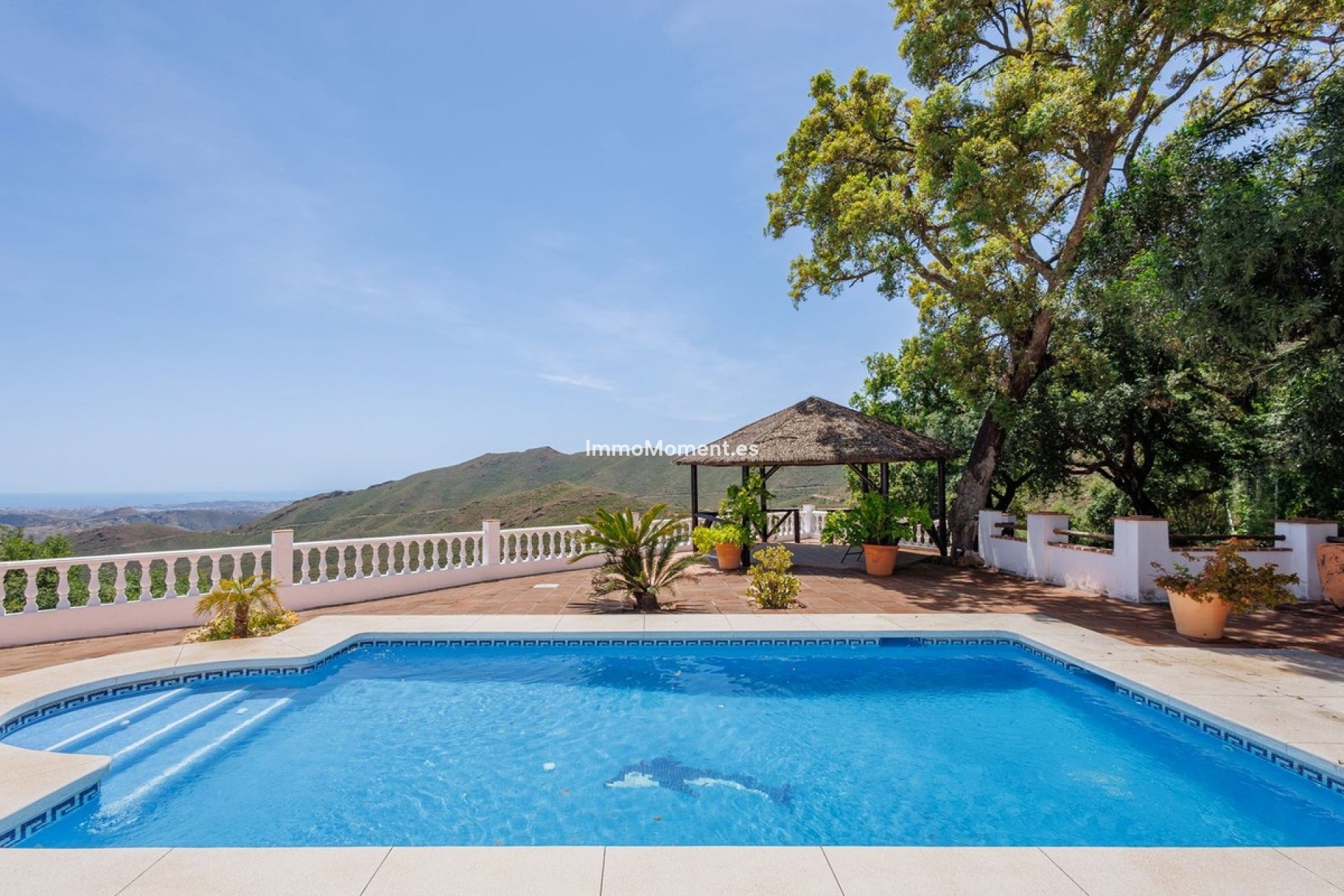 Bestaande woning - Vrijstaande villa - Binnenland  - Alhaurín el Grande Centro