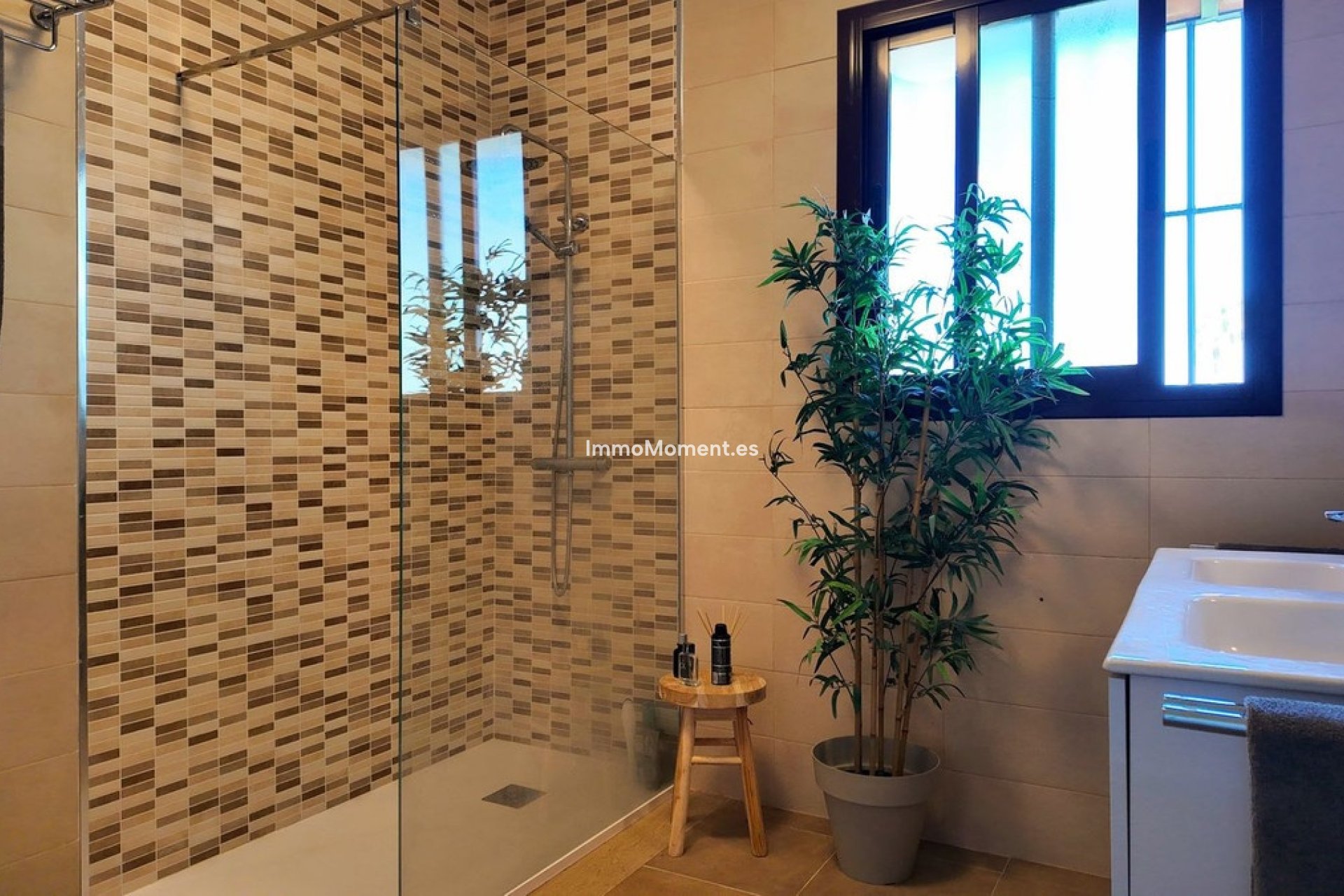 Bestaande woning - Vrijstaande villa - Binnenland  - Alhaurín el Grande Centro