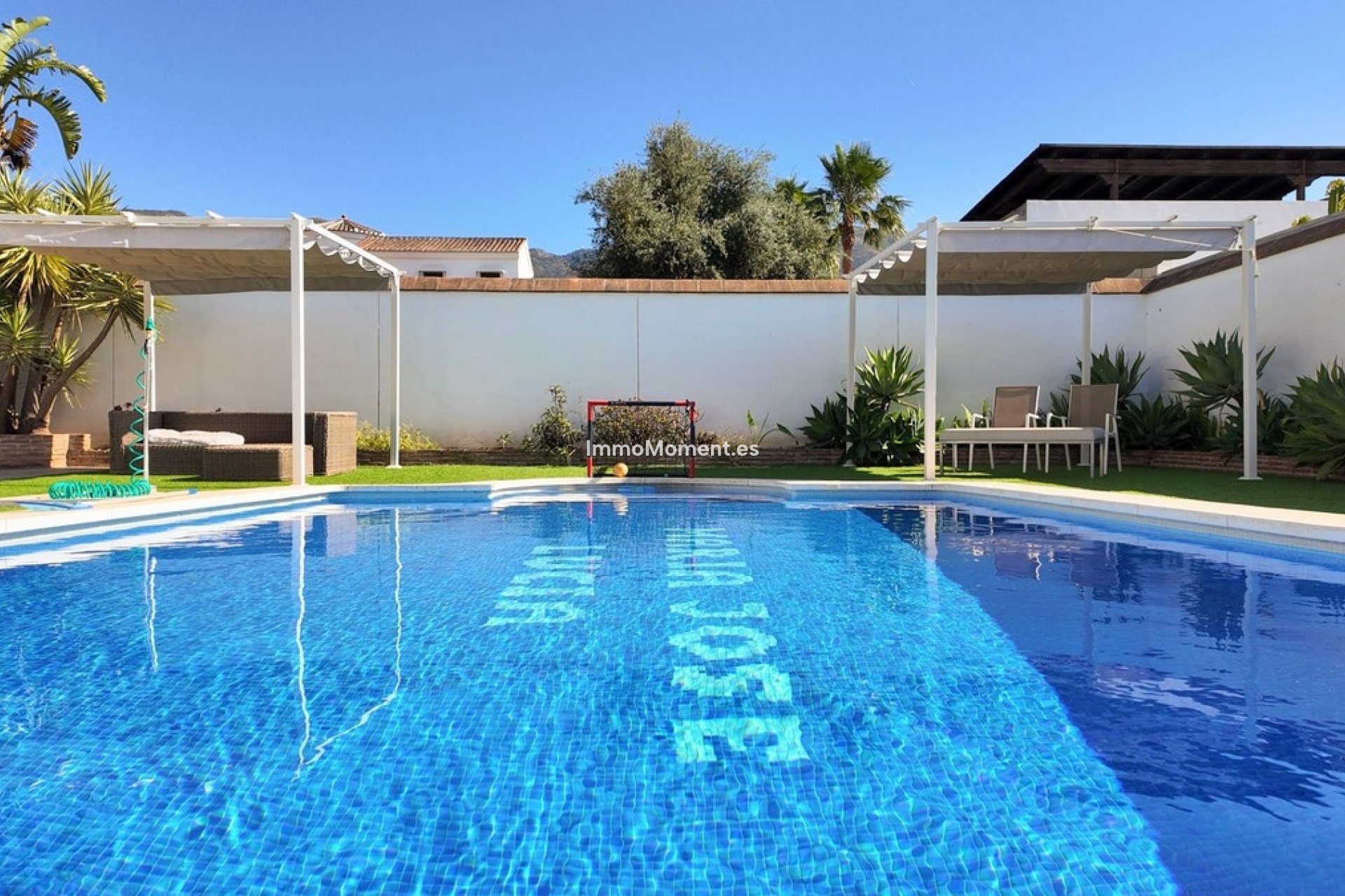 Bestaande woning - Vrijstaande villa - Binnenland  - Alhaurín el Grande Centro