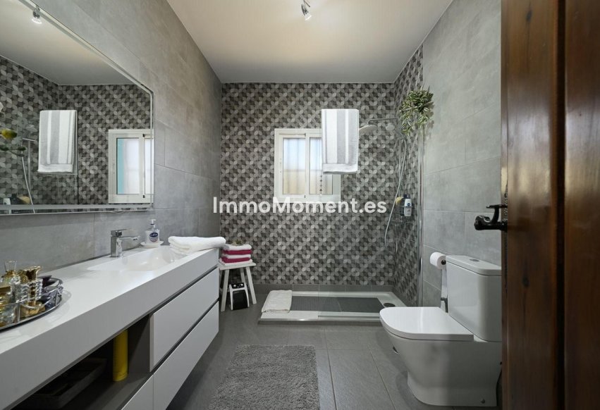 Bestaande woning - Vrijstaande villa - Binnenland  - Alhaurín el Grande Centro