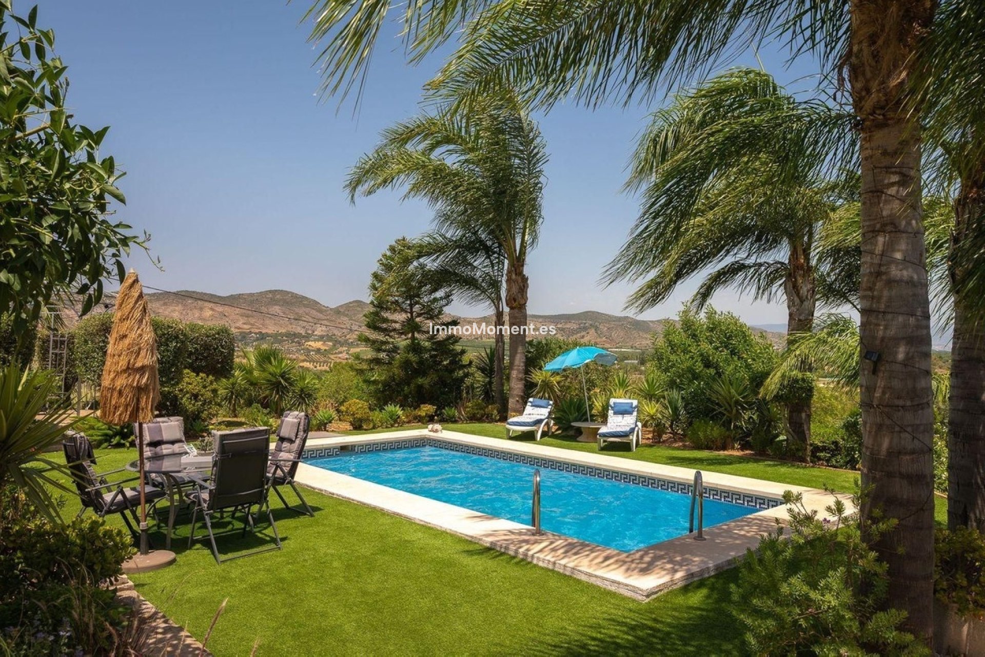 Bestaande woning - Vrijstaande villa - Binnenland  - Alhaurín el Grande Centro