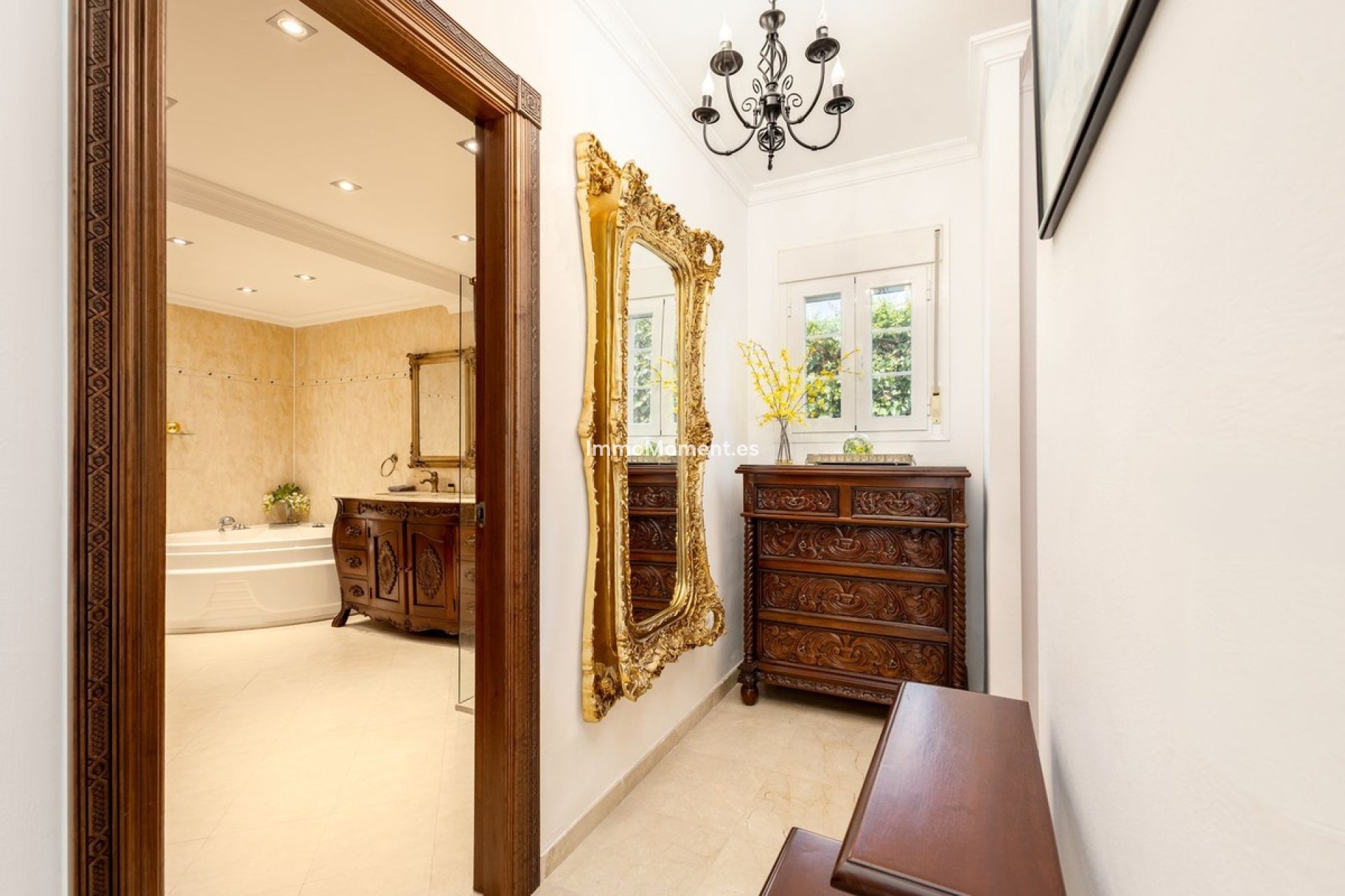 Bestaande woning - Vrijstaande villa - Binnenland  - Alhaurín Golf