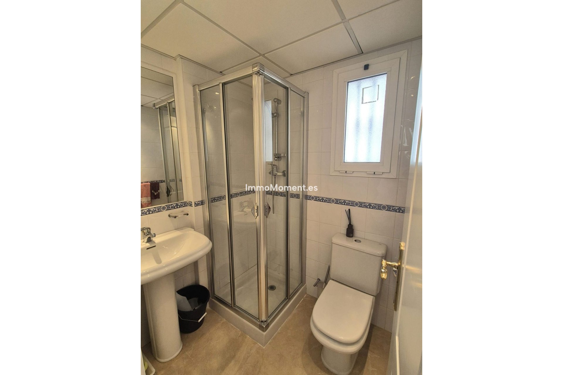 Bestaande woning - Vrijstaande villa - Binnenland  - Alhaurín Golf