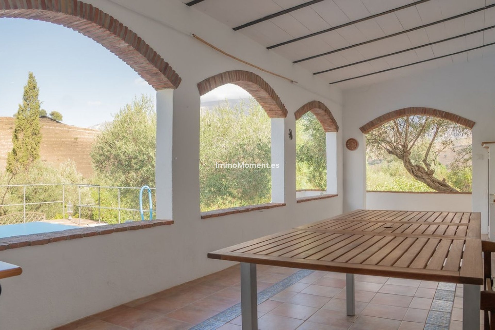 Bestaande woning - Vrijstaande villa - Binnenland  - Alora