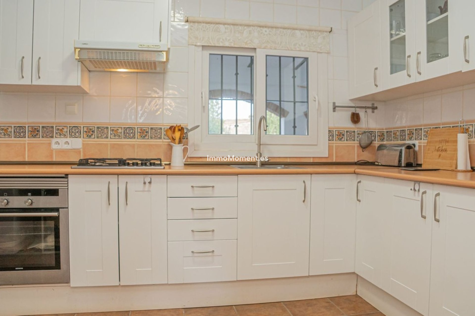 Bestaande woning - Vrijstaande villa - Binnenland  - Alora