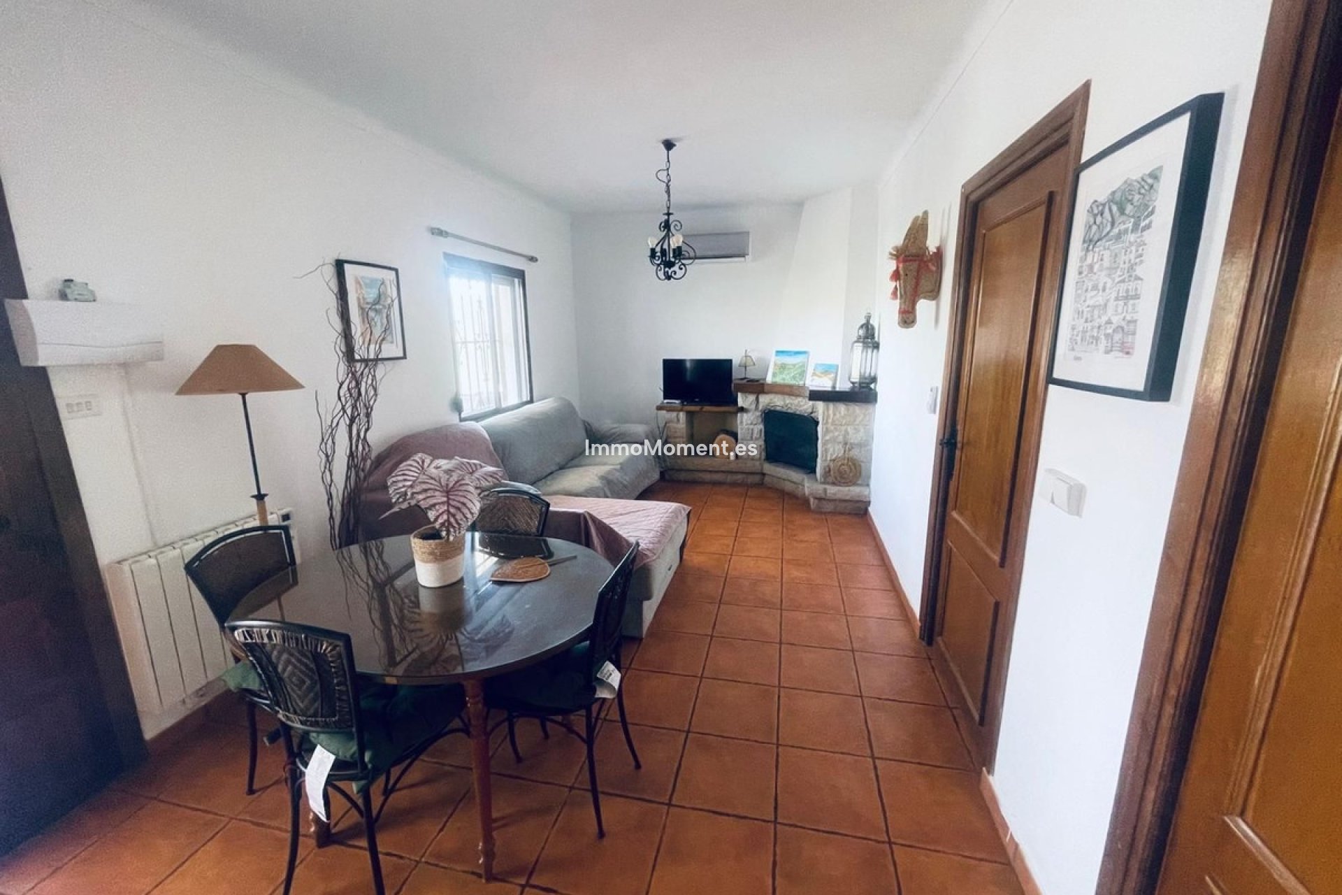Bestaande woning - Vrijstaande villa - Binnenland  - Alora