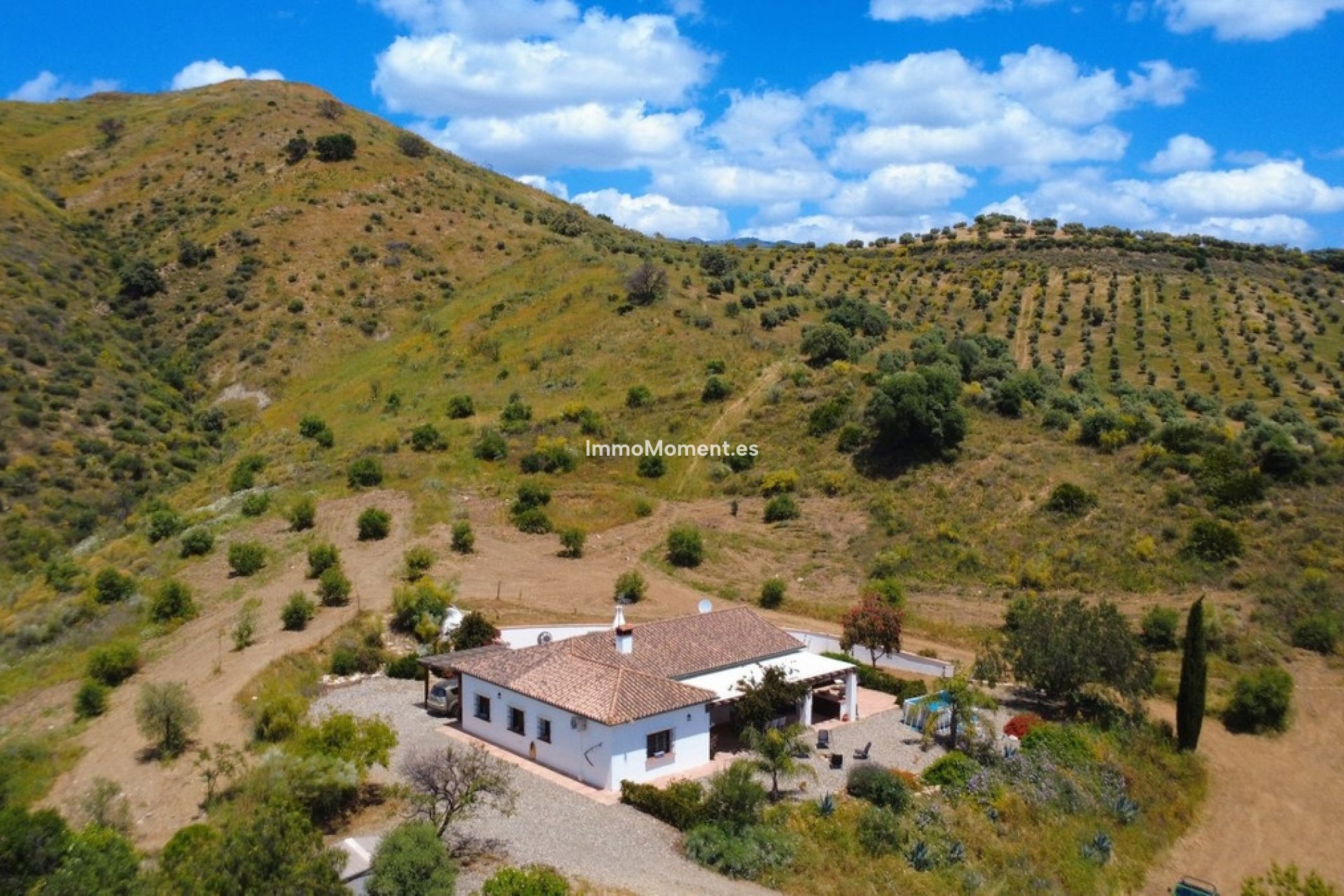 Bestaande woning - Vrijstaande villa - Binnenland  - Alora