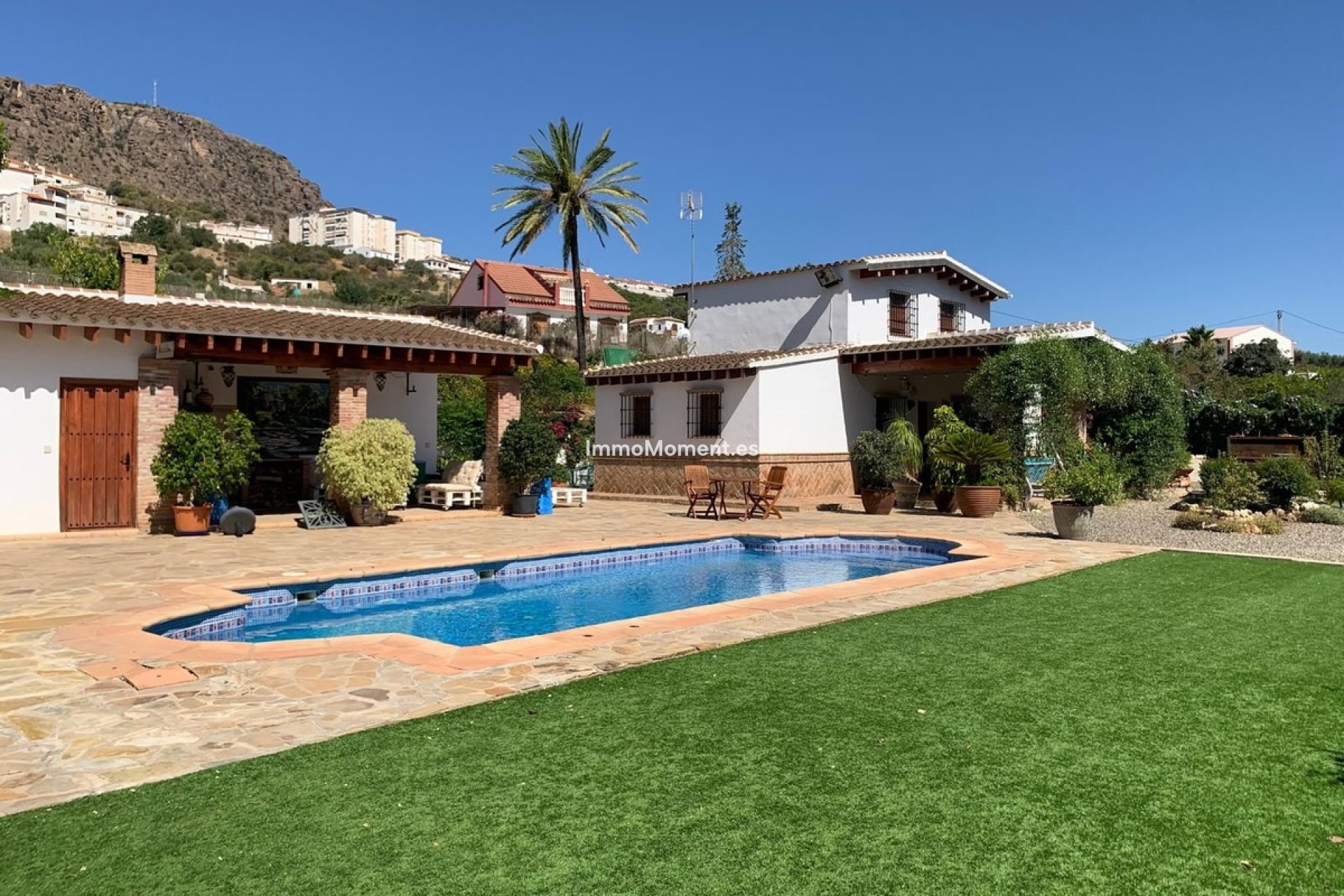 Bestaande woning - Vrijstaande villa - Binnenland  - Alora