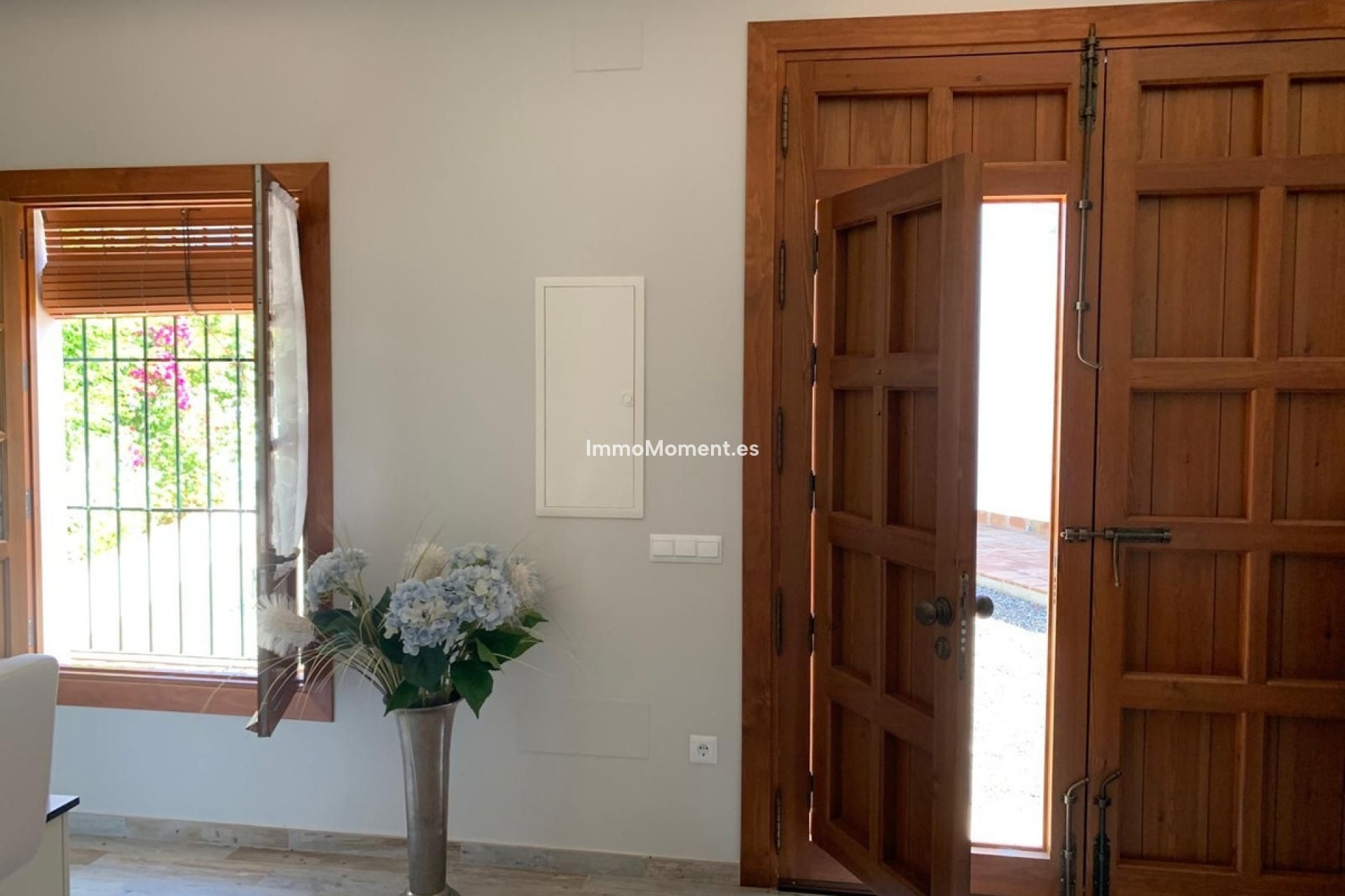 Bestaande woning - Vrijstaande villa - Binnenland  - Alora