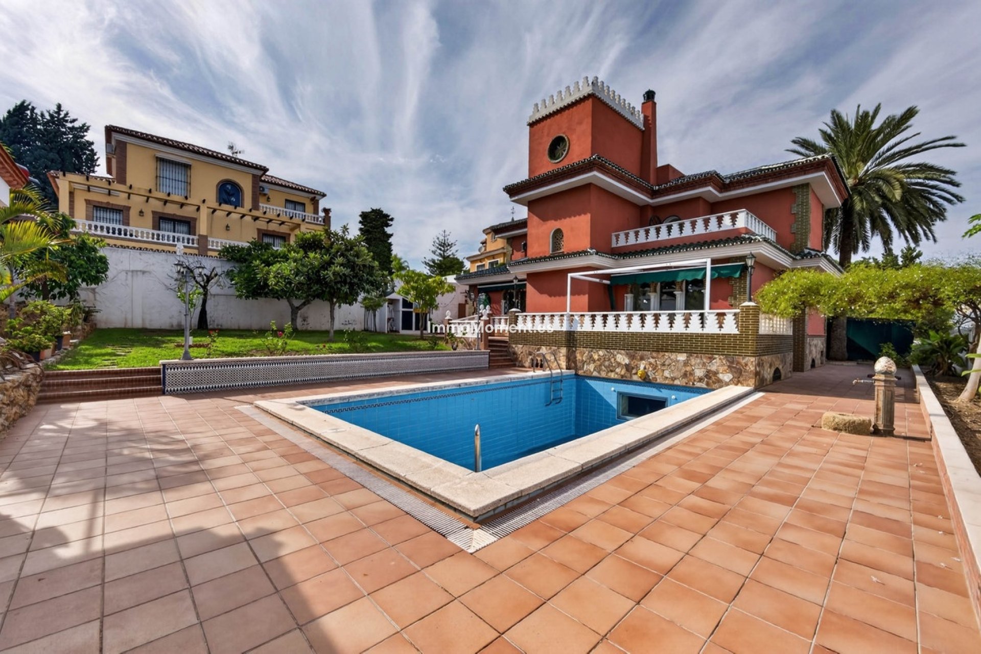 Bestaande woning - Vrijstaande villa - Binnenland  - Churriana