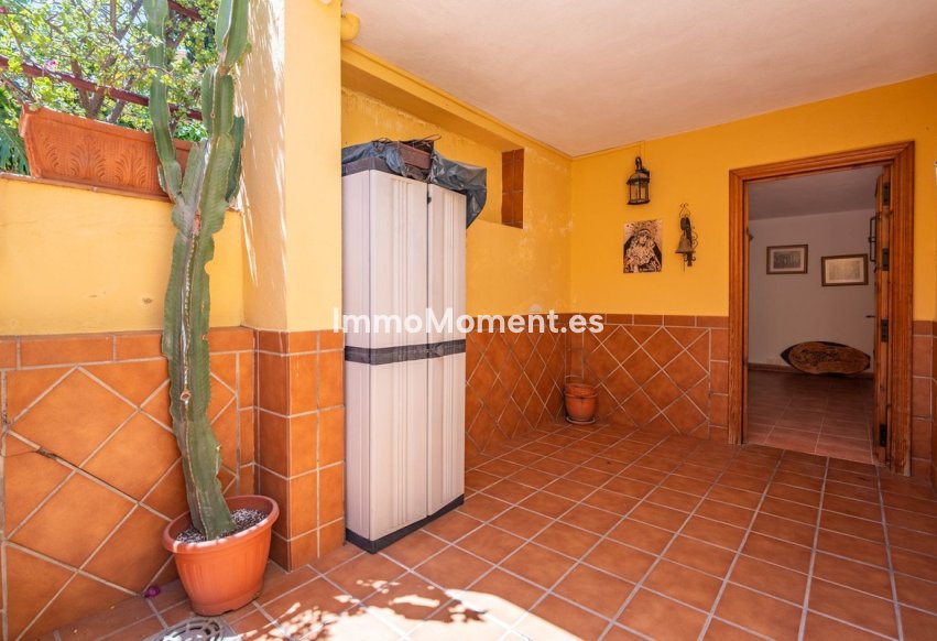 Bestaande woning - Vrijstaande villa - Binnenland  - Churriana