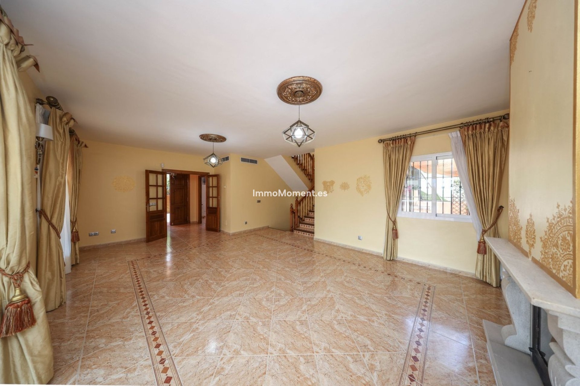 Bestaande woning - Vrijstaande villa - Binnenland  - Coín