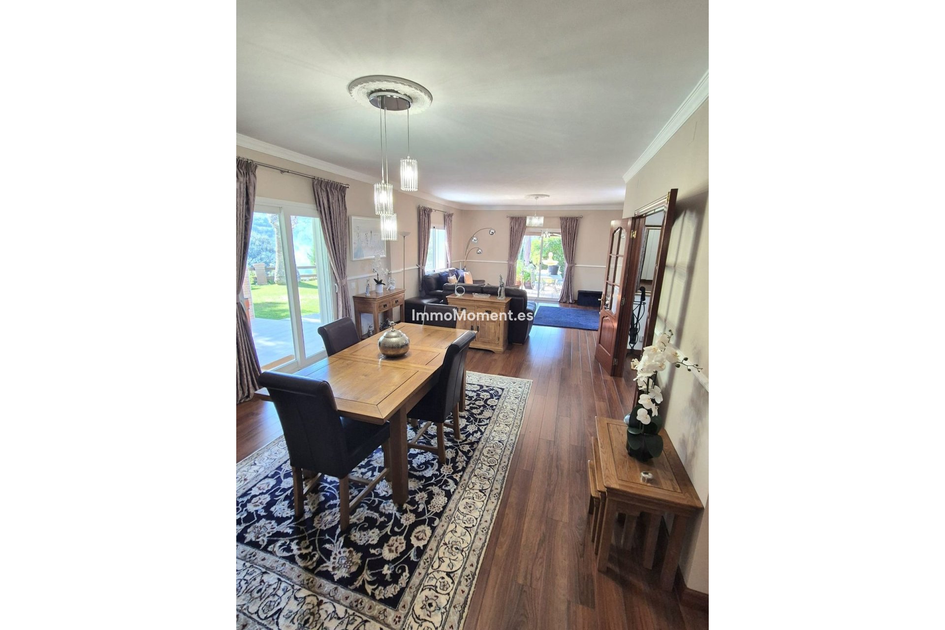 Bestaande woning - Vrijstaande villa - Binnenland  - Coín