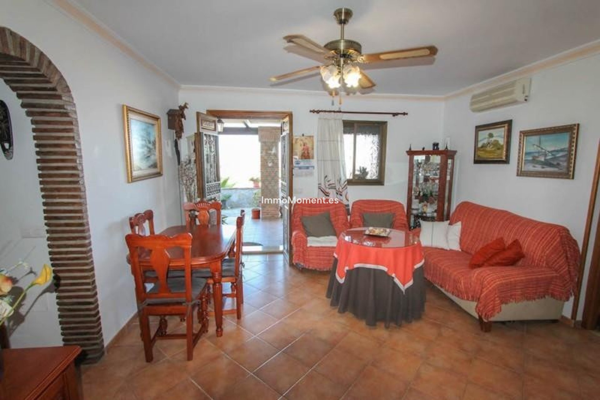 Bestaande woning - Vrijstaande villa - Binnenland  - Guaro