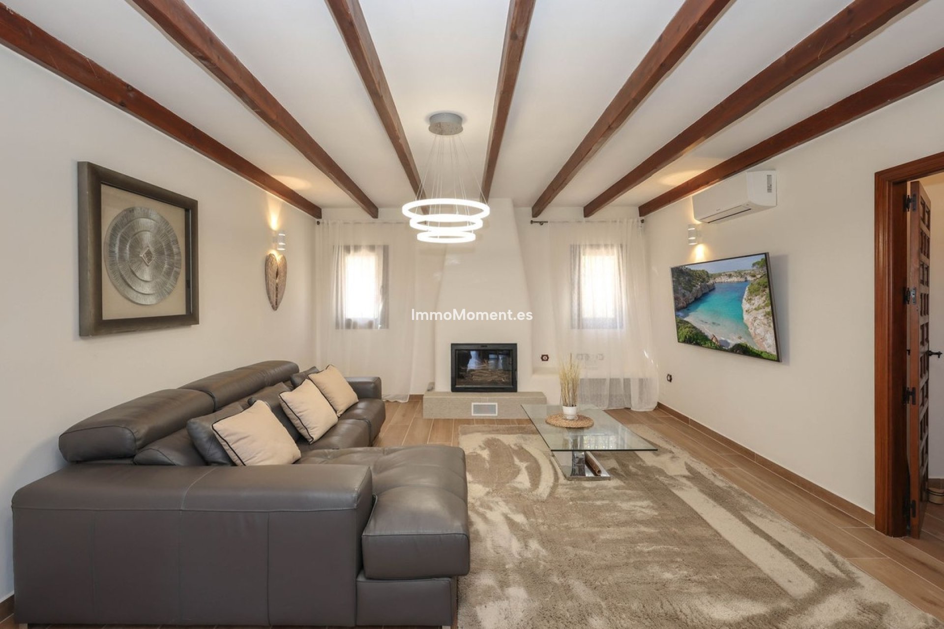 Bestaande woning - Vrijstaande villa - Binnenland  - Guaro
