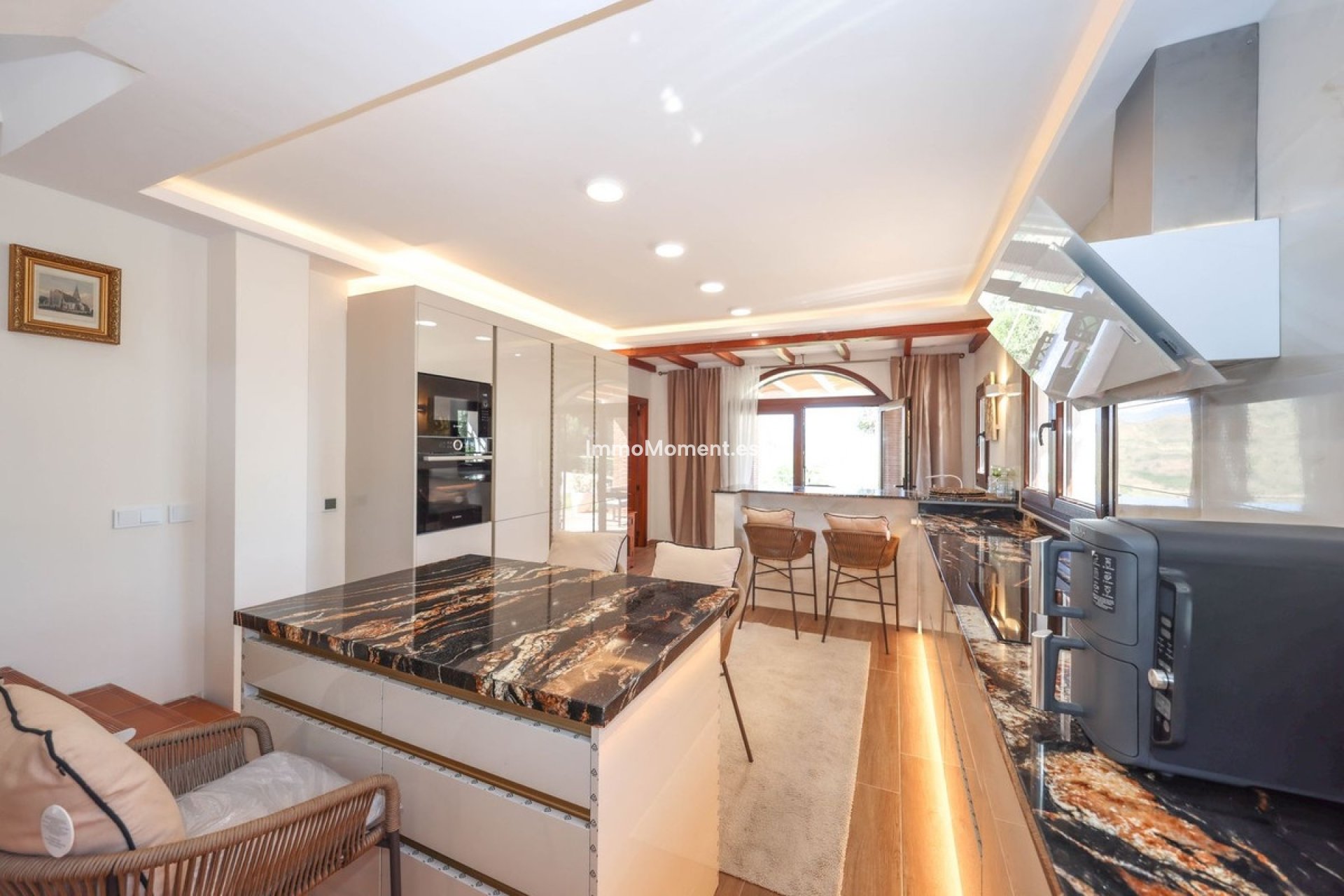 Bestaande woning - Vrijstaande villa - Binnenland  - Guaro