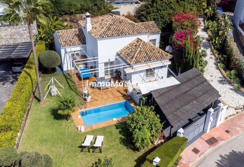 Bestaande woning - Vrijstaande villa - Binnenland  - Istán