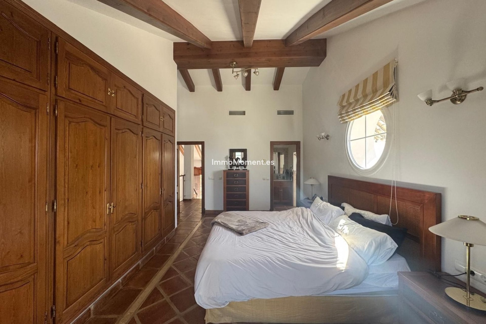 Bestaande woning - Vrijstaande villa - Binnenland  - Istán