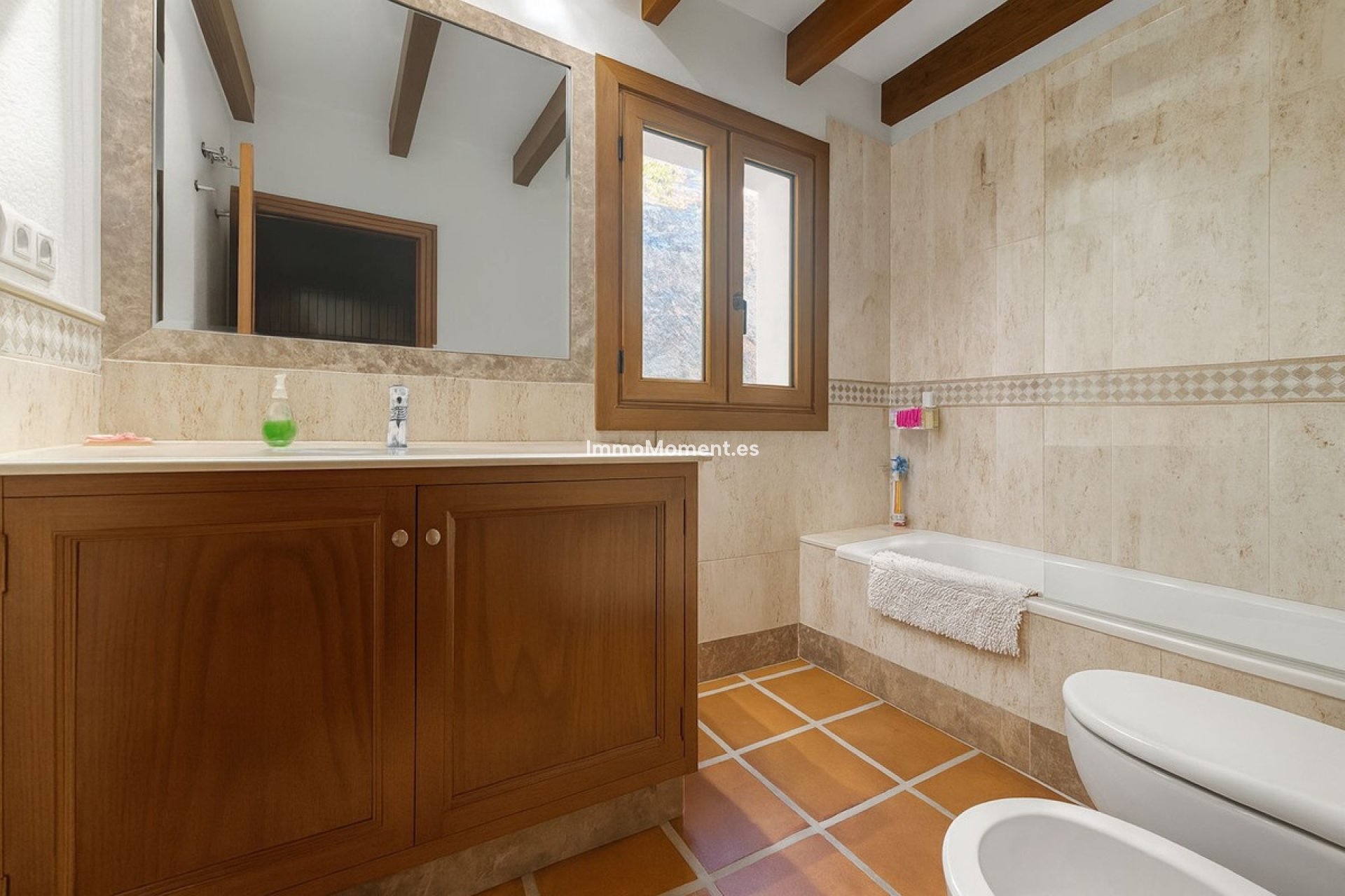 Bestaande woning - Vrijstaande villa - Binnenland  - Istán