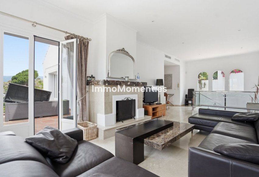 Bestaande woning - Vrijstaande villa - Binnenland  - Istán