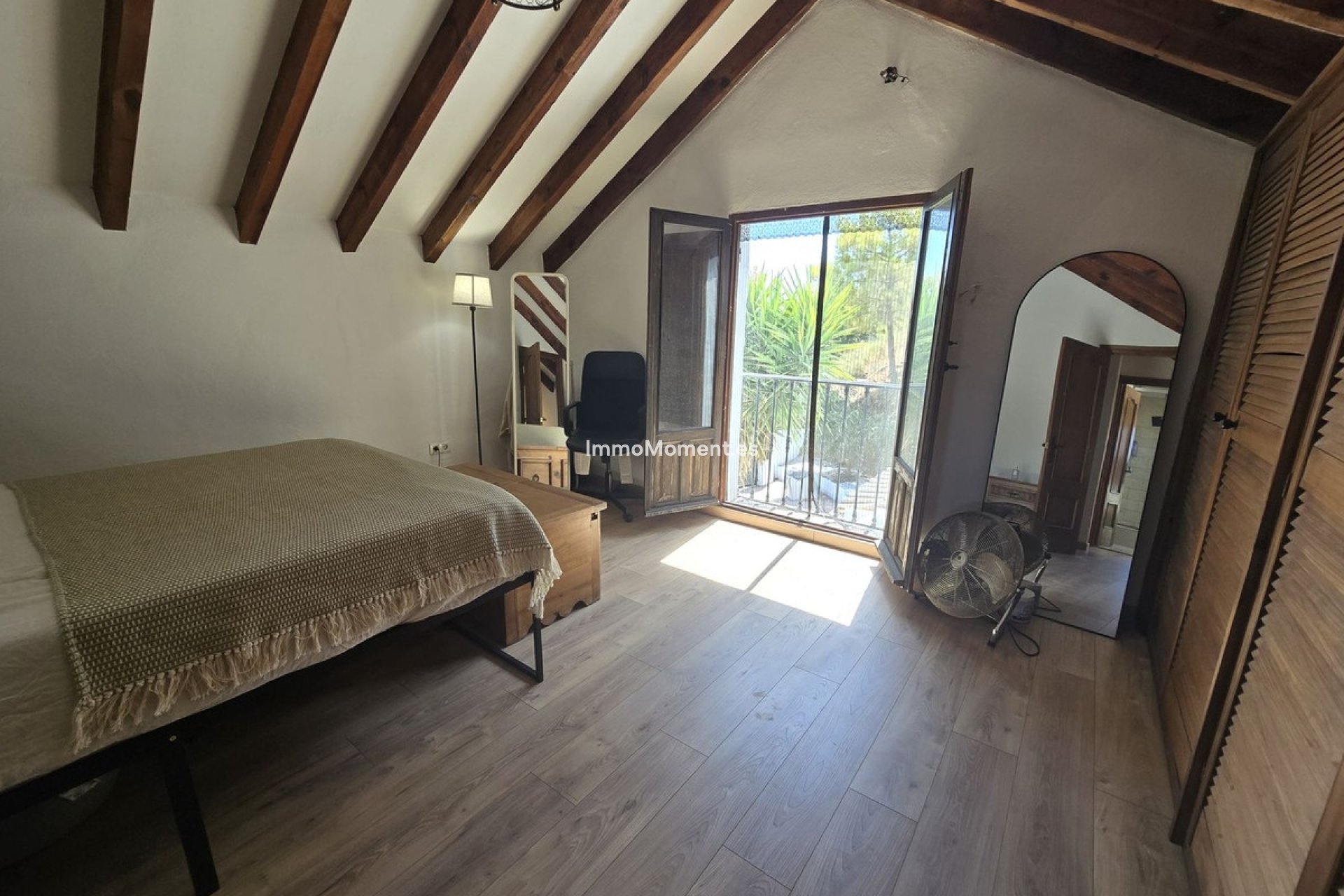 Bestaande woning - Vrijstaande villa - Binnenland  - Monda