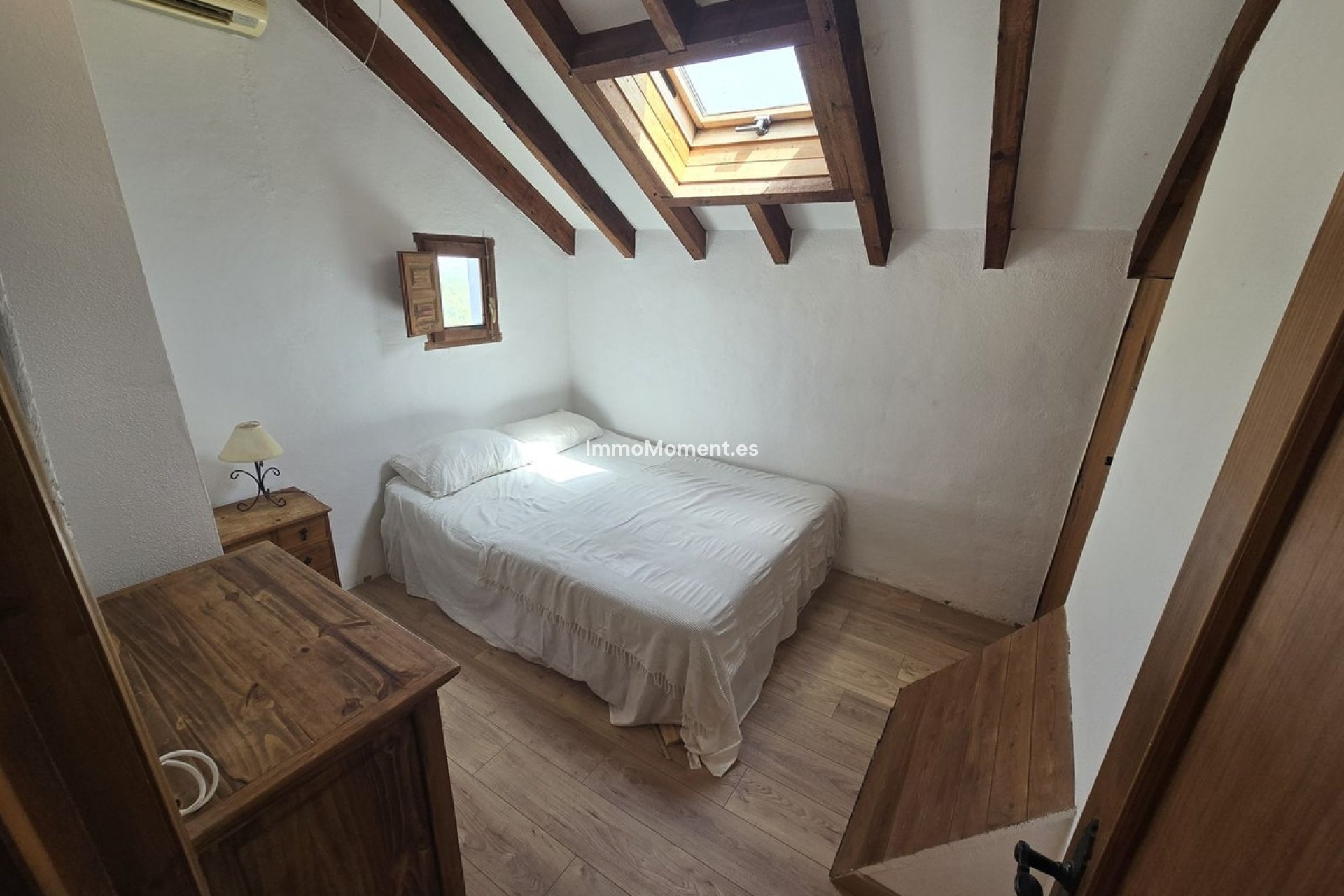 Bestaande woning - Vrijstaande villa - Binnenland  - Monda